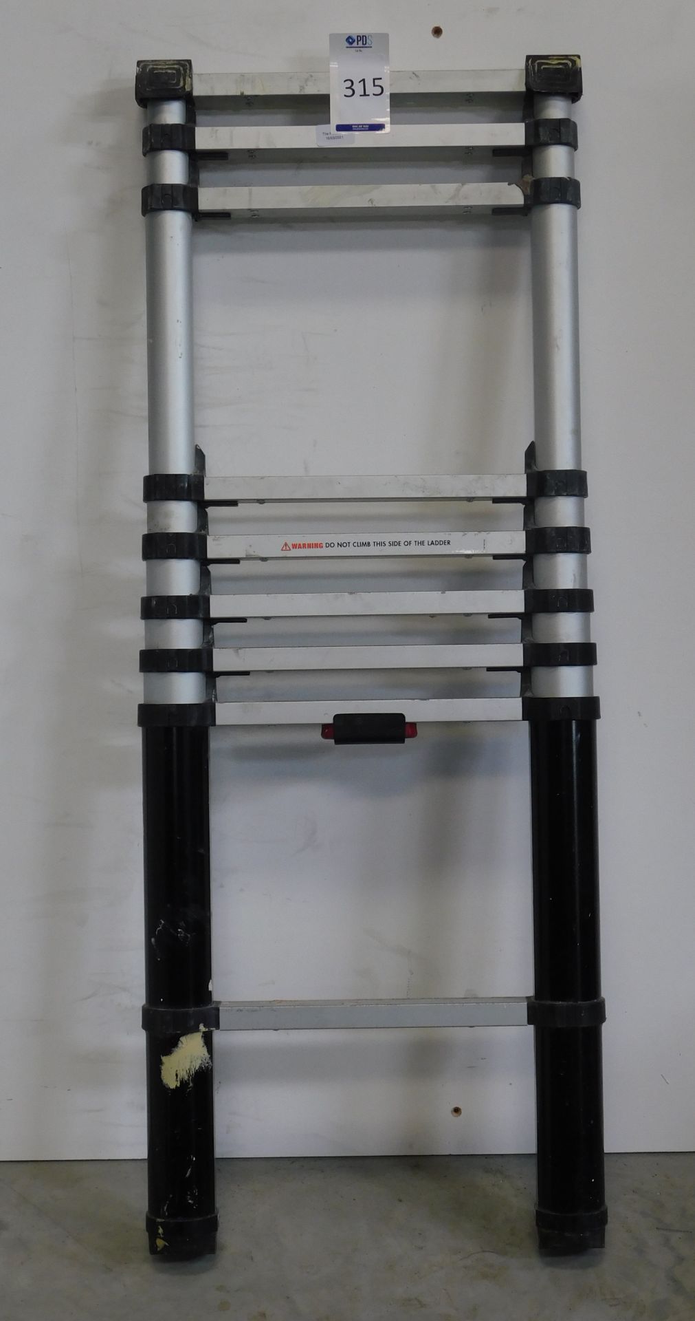 9-Step Telescoping Extension Ladder (Location: Brentwood - See General Notes for Details)
