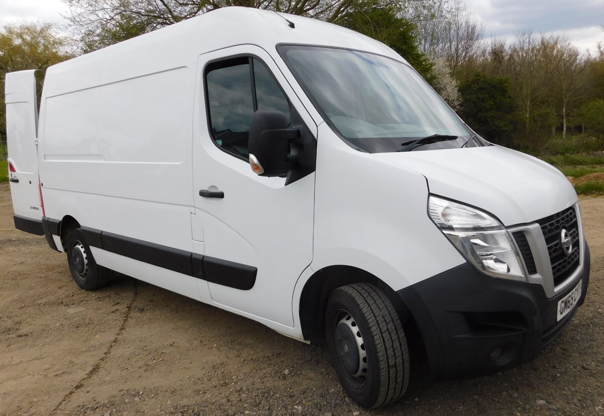 NISSAN NV400 F33 L2 2.3 dCi 125ps H2 SE Van, Registration GM65 CYT, First Registered 21st December