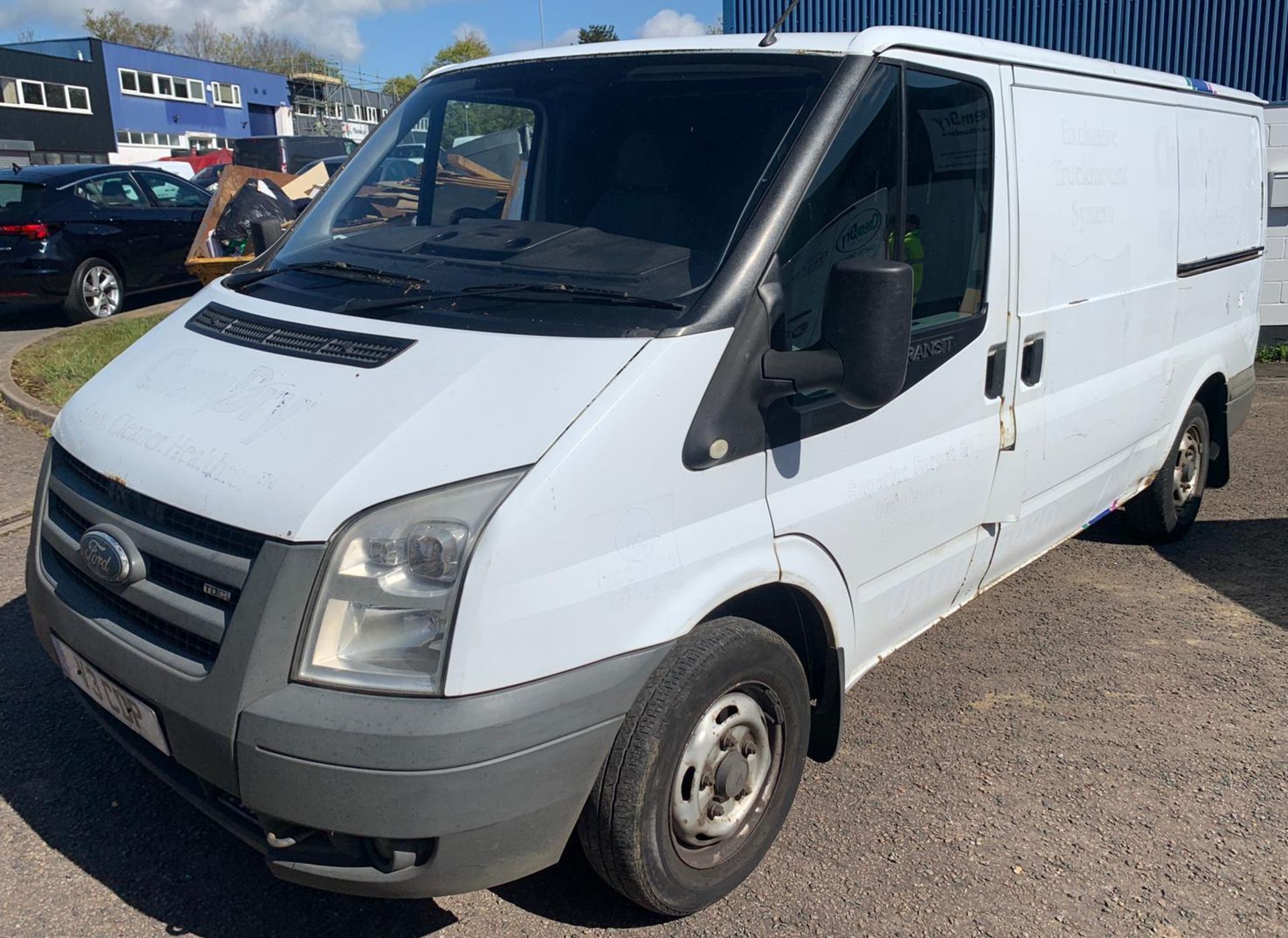 Ford Transit 300 SWB FWD Low Roof Van TDCi 85ps, Registration V3 CDP , First Registered 22nd April - Bild 2 aus 6