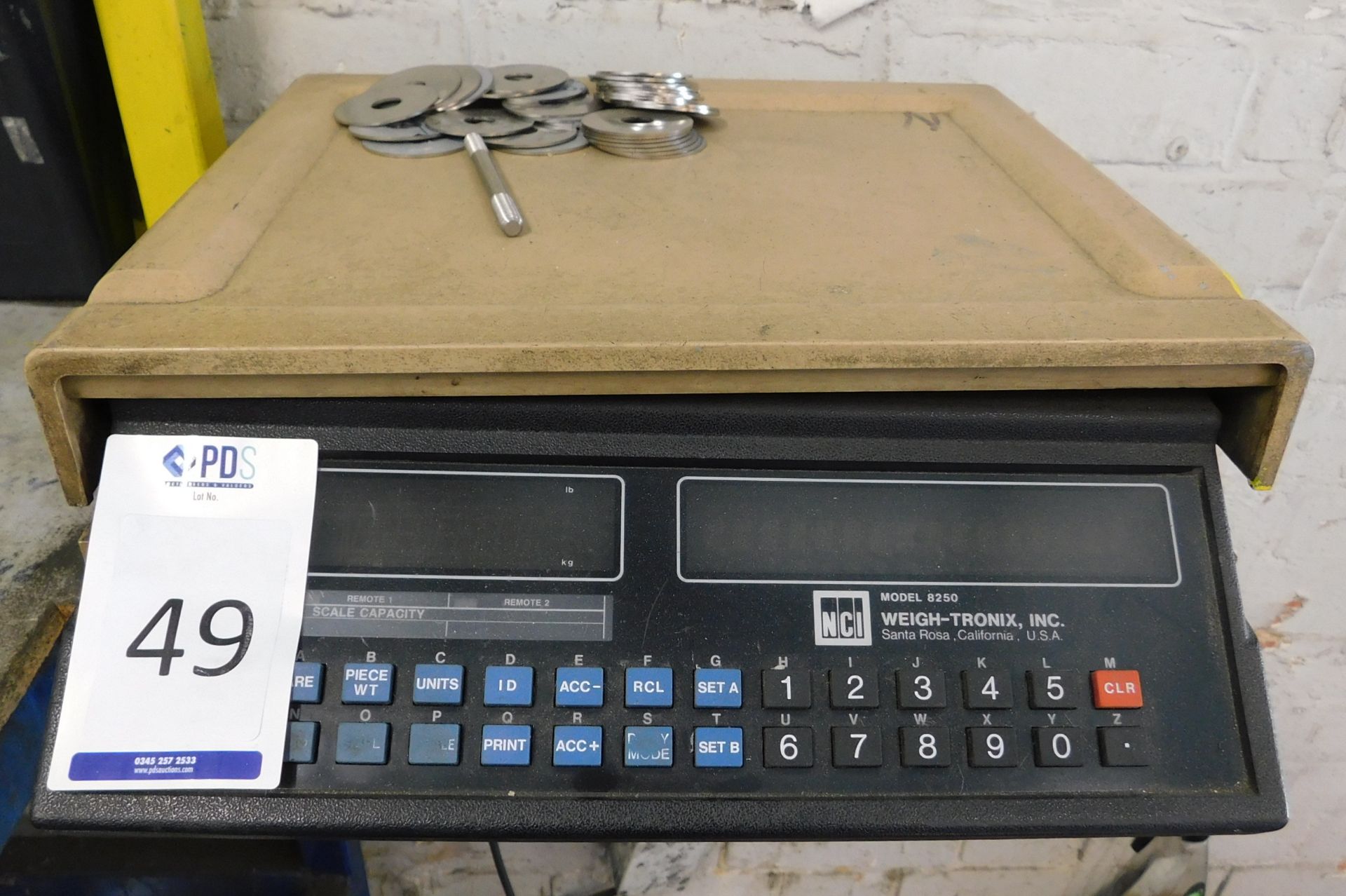 Weigh-Tronix NCI Model 8250 Digital Counting Scales (Location: Kettering - See General Notes for