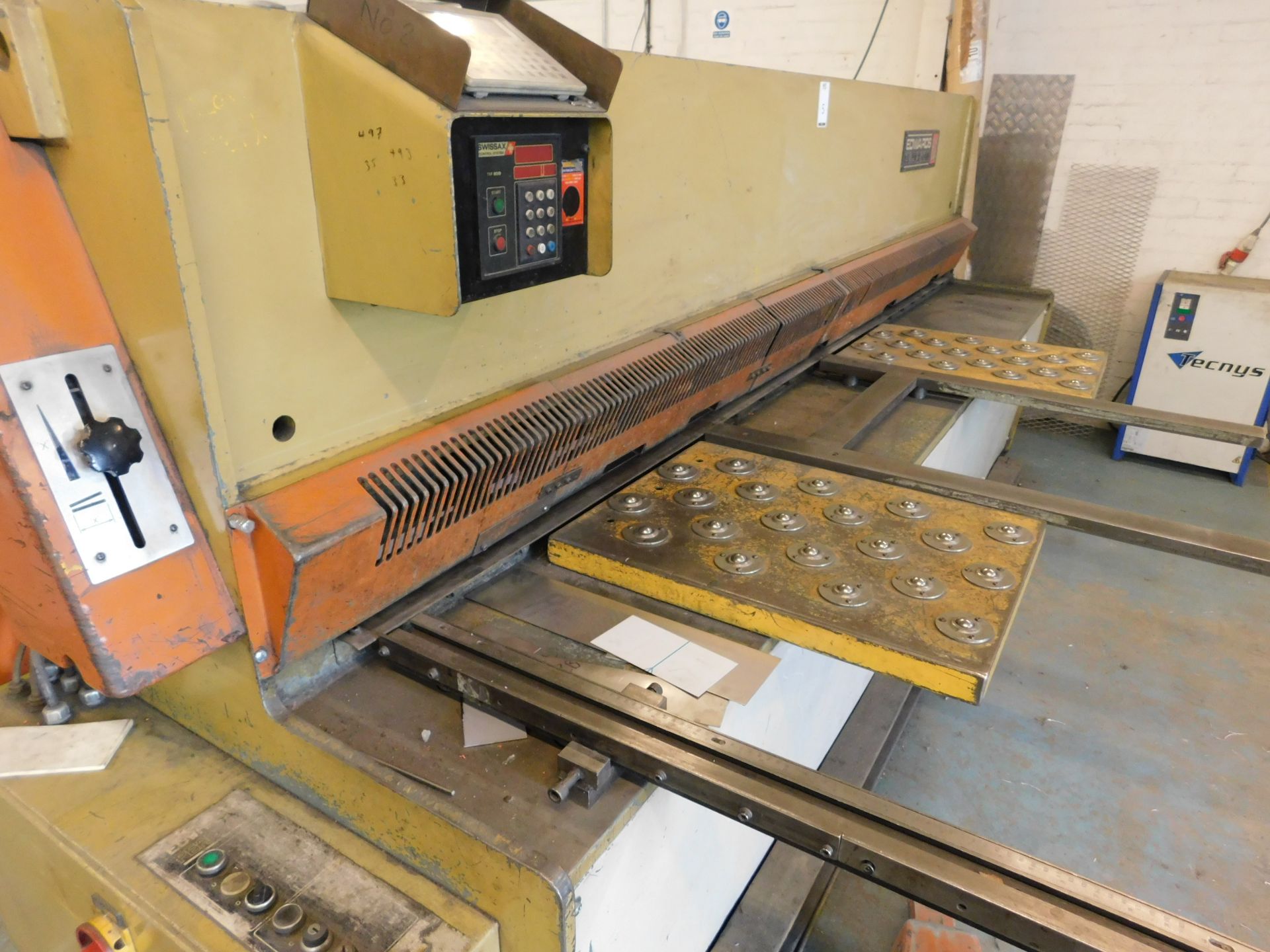 Edwards Pearson Model GM 6.5mm x 3080 Hydraulic Guillotine, Serial Number 90G351 with Swissax DRO ( - Image 3 of 6