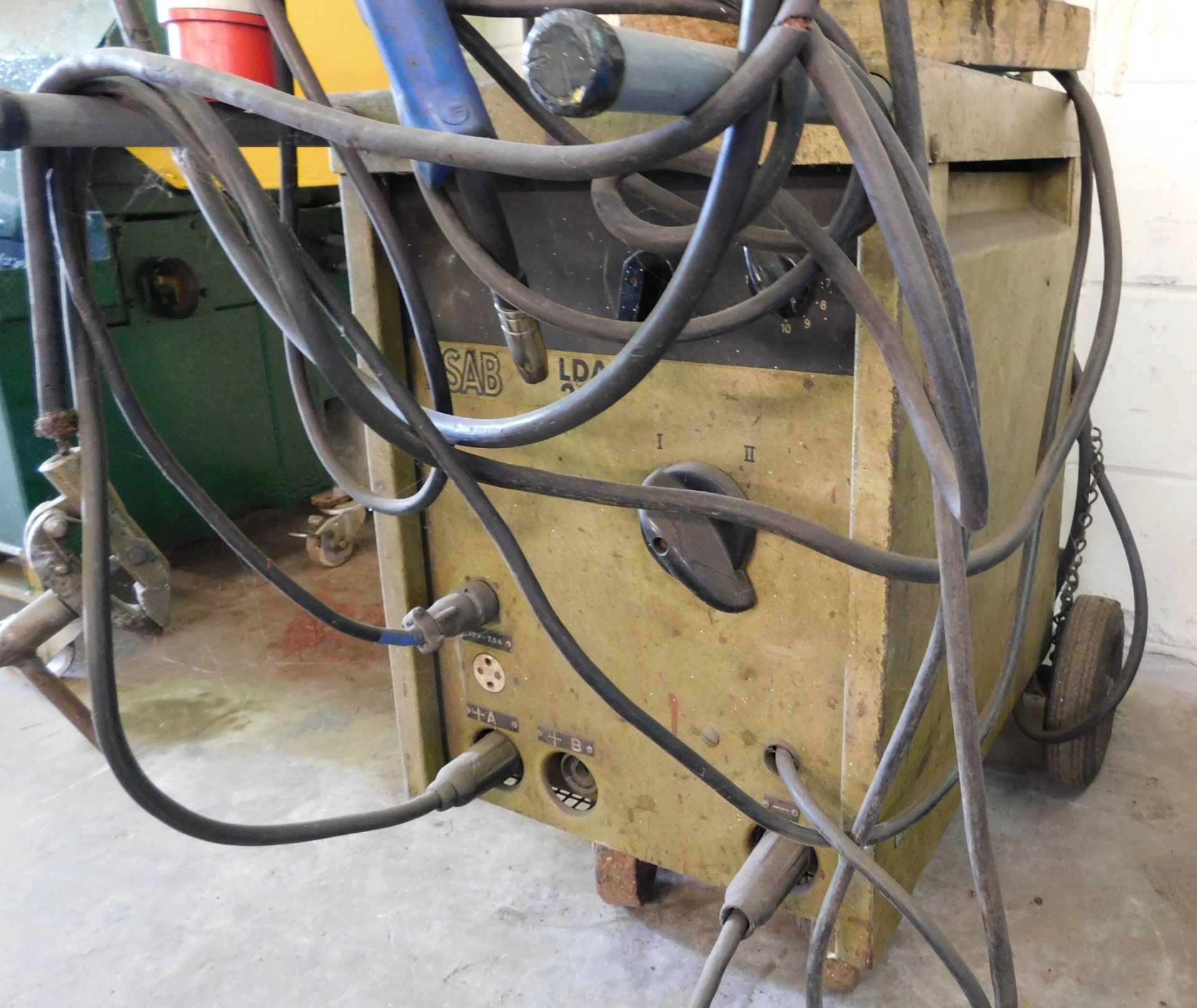 ESAB LDA 200 Mig Welding Set with A10 Wire Feed (Location: Aylesbury – Please See General Notes) - Image 3 of 4