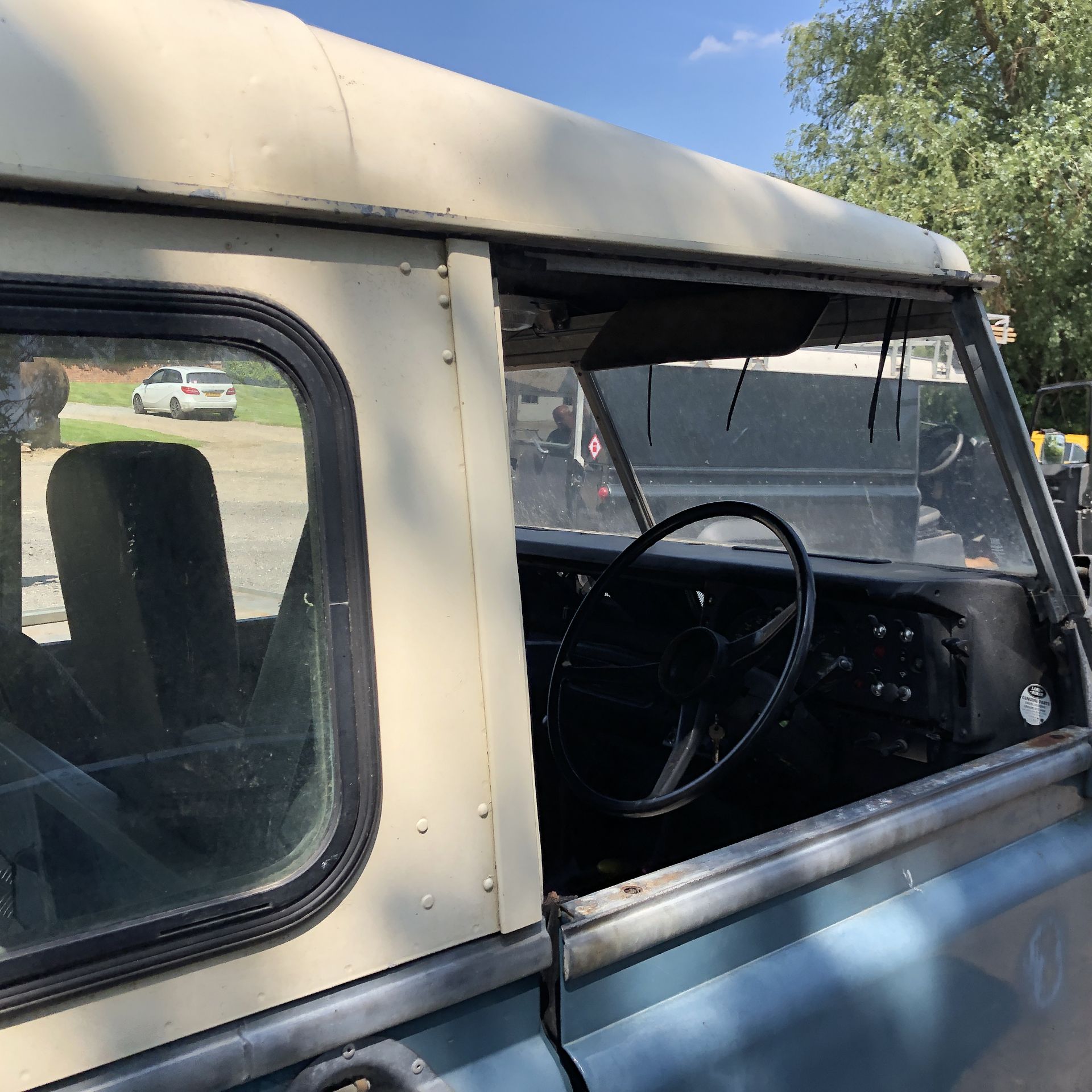 Land Rover 88, Series 3 - Registration YCW 737Y, First Registered 3rd March 1983; Removal Hard - Image 15 of 37