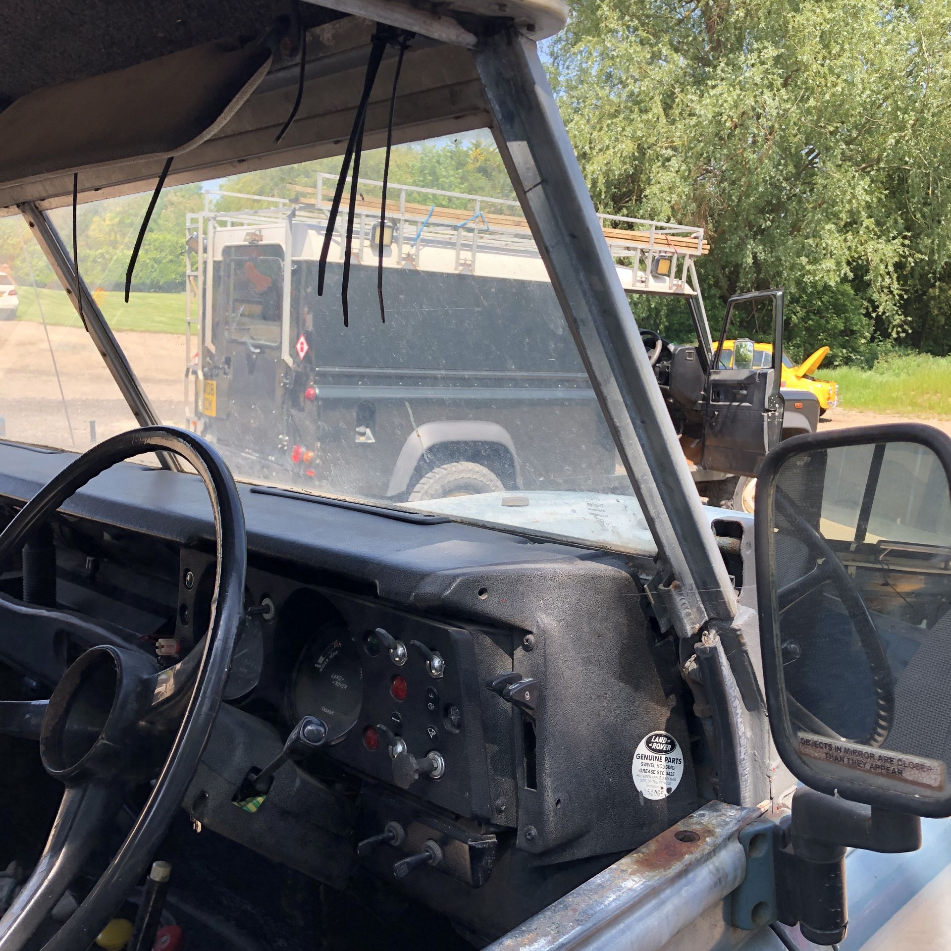 Land Rover 88, Series 3 - Registration YCW 737Y, First Registered 3rd March 1983; Removal Hard - Image 27 of 37