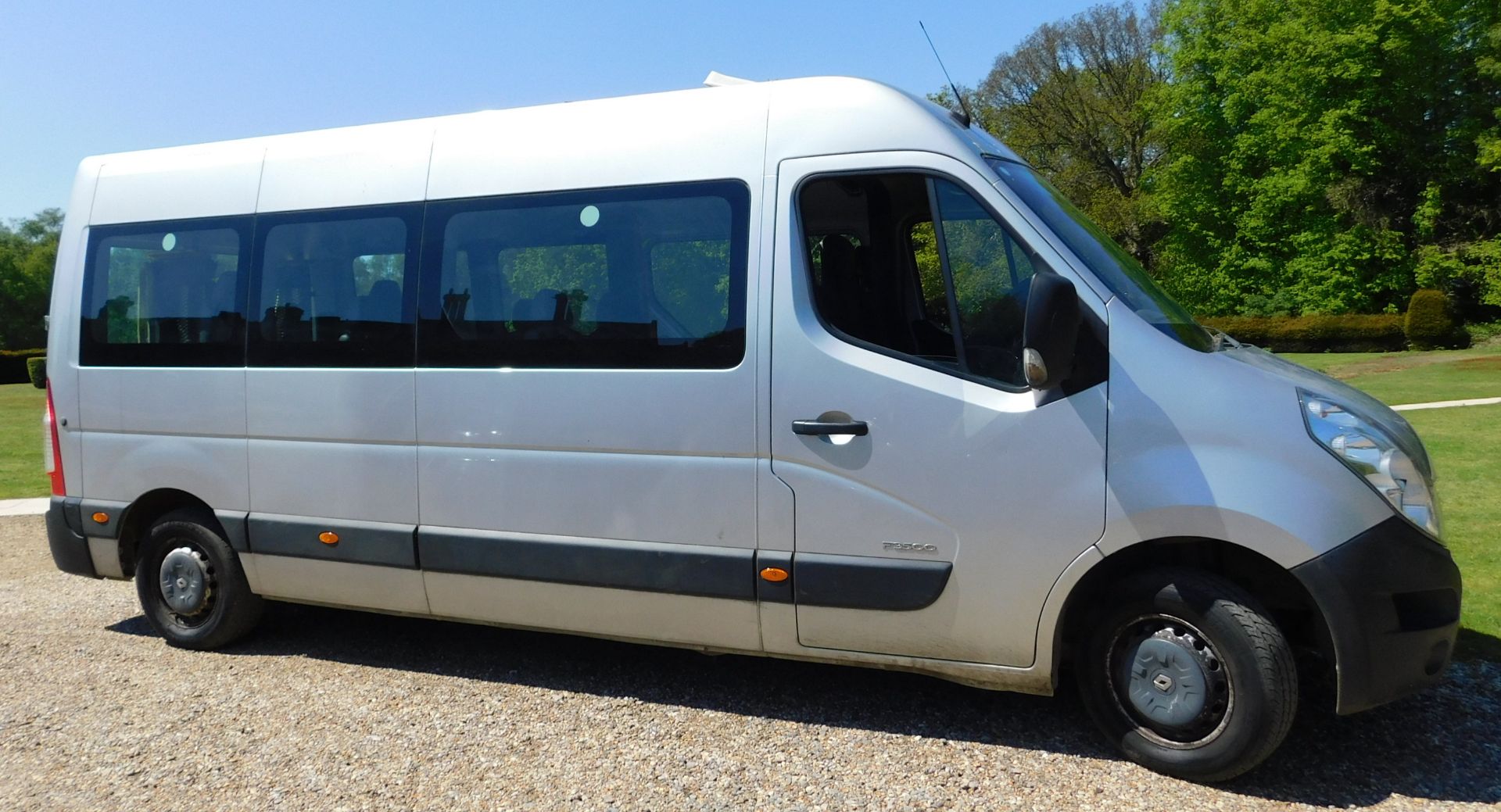 Renault Master LWB FWD LM35dCi 125 8-Seat Mini-Bus, Registration AO60 PFF, First Registered 30th - Image 5 of 23