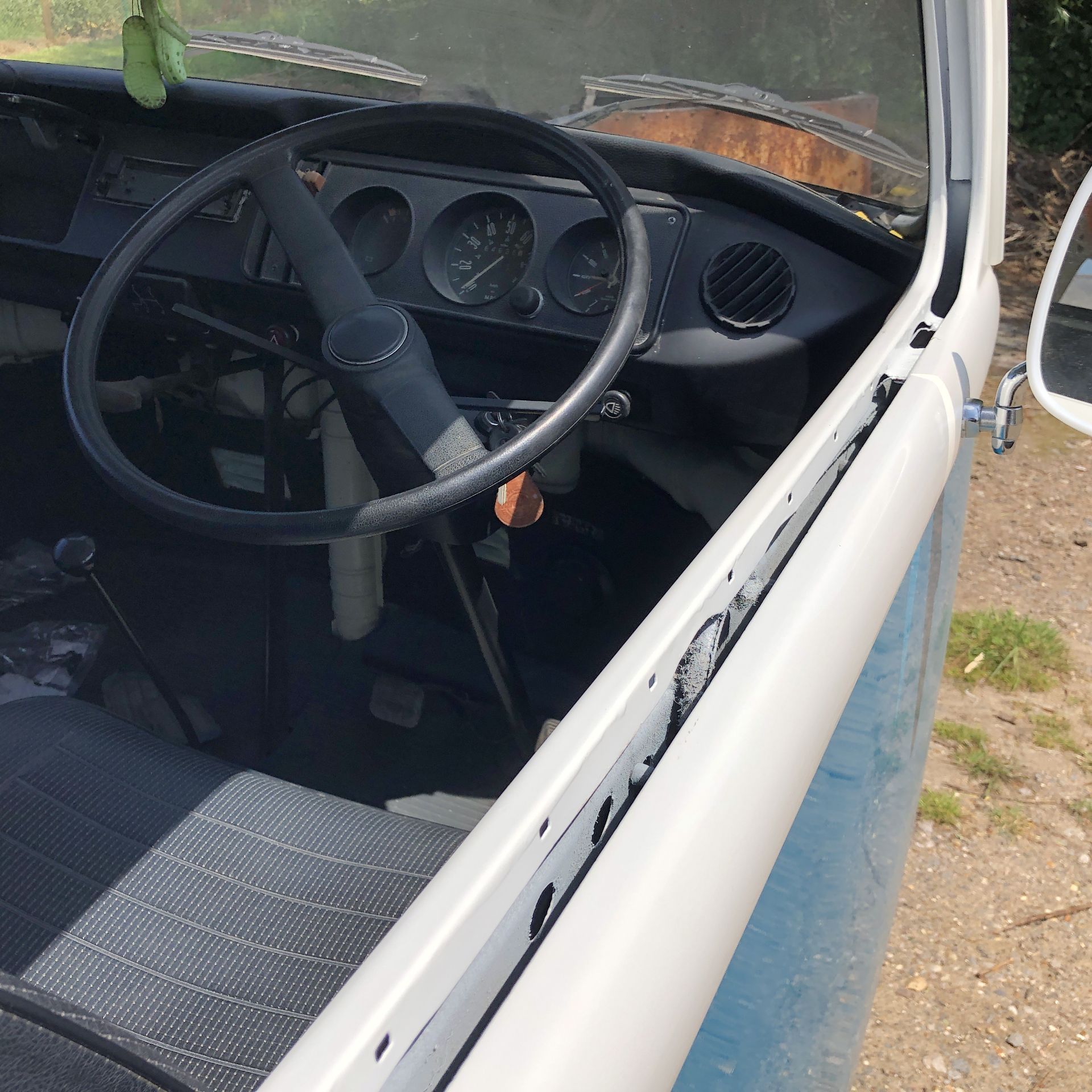 VW Microbus 8 Seater Caravanette Devon - 'Mr Blue' Petrol, Registration UMH 420S, First Registered - Image 36 of 47