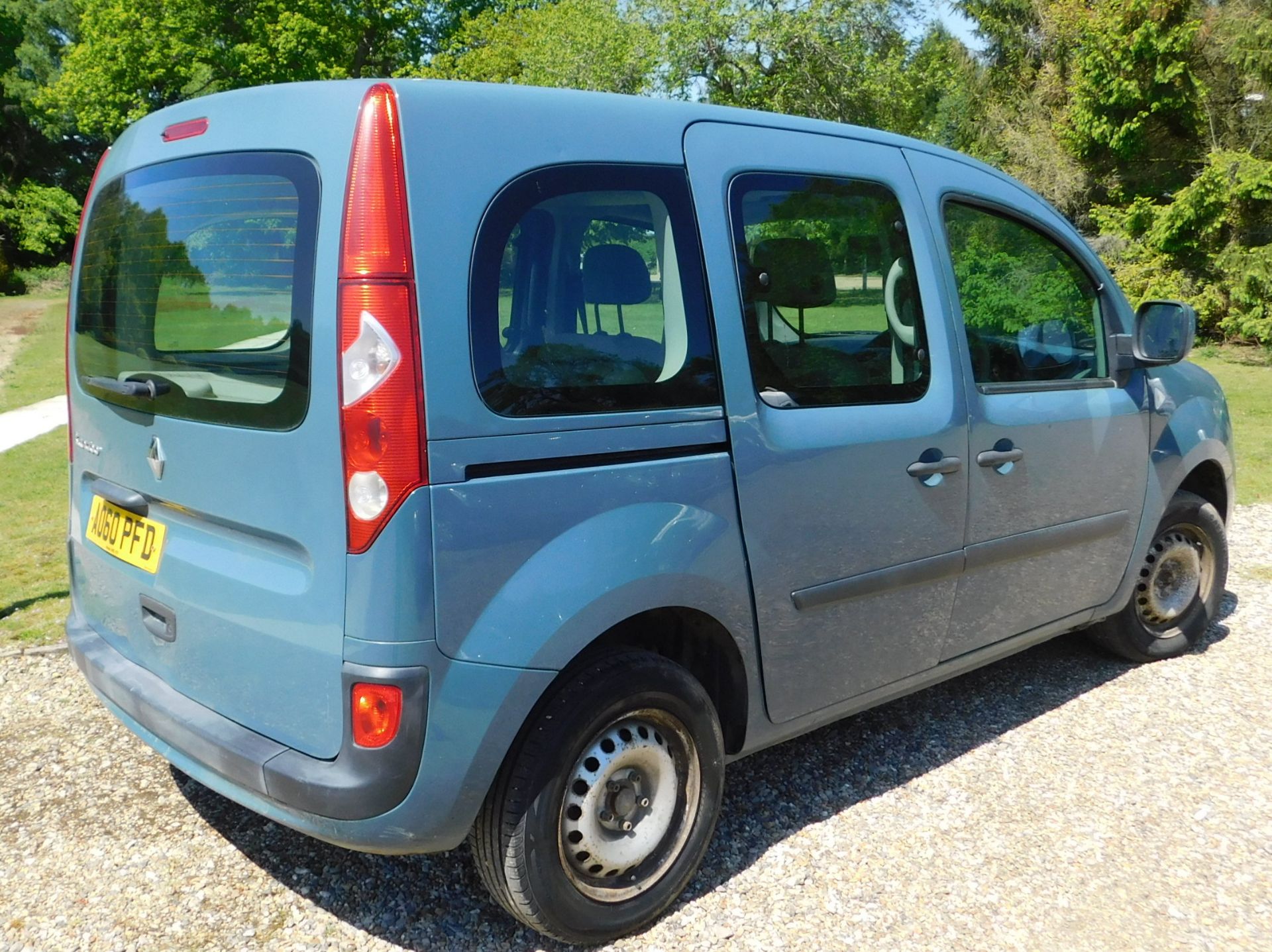 Renault Kangoo 1.45 DCi 110 Expression, Registration AO60 PFD, First Registered 26th November - Image 4 of 23