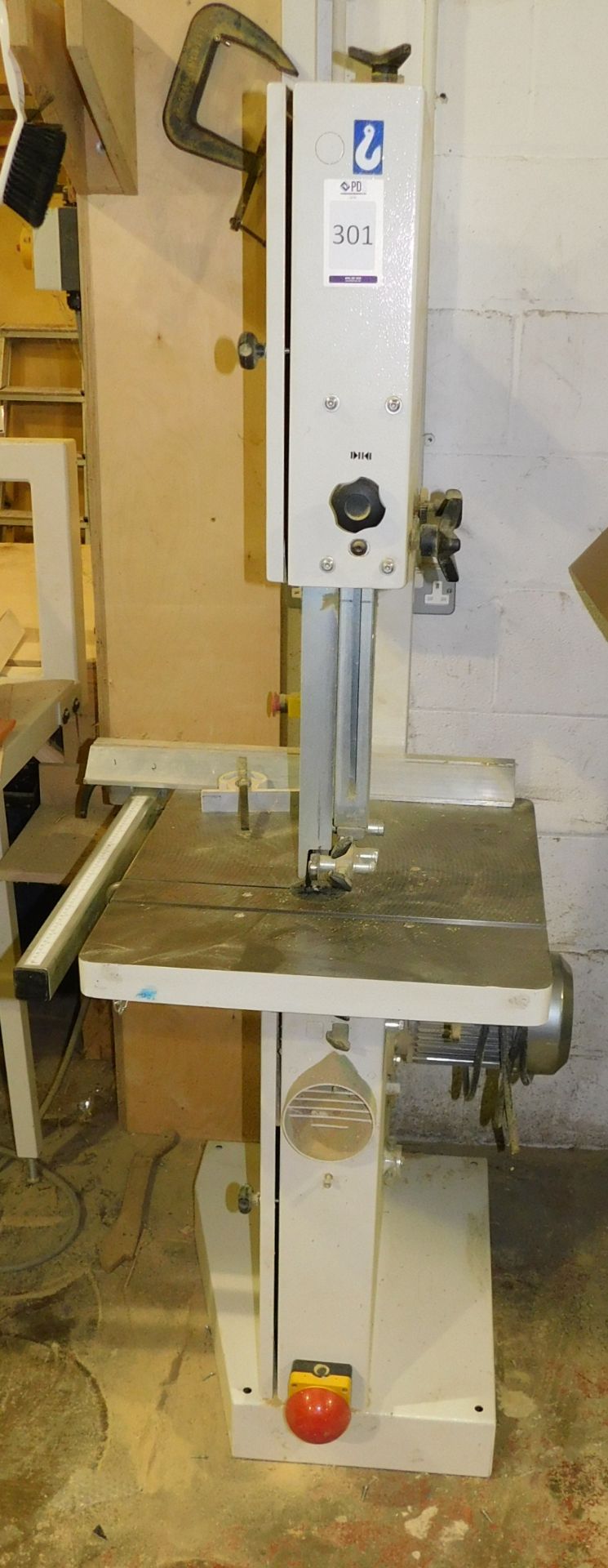 SCM Minimax S45N Vertical Bandsaw (2012) (Location: Stockport. Please Refer to General Notes)