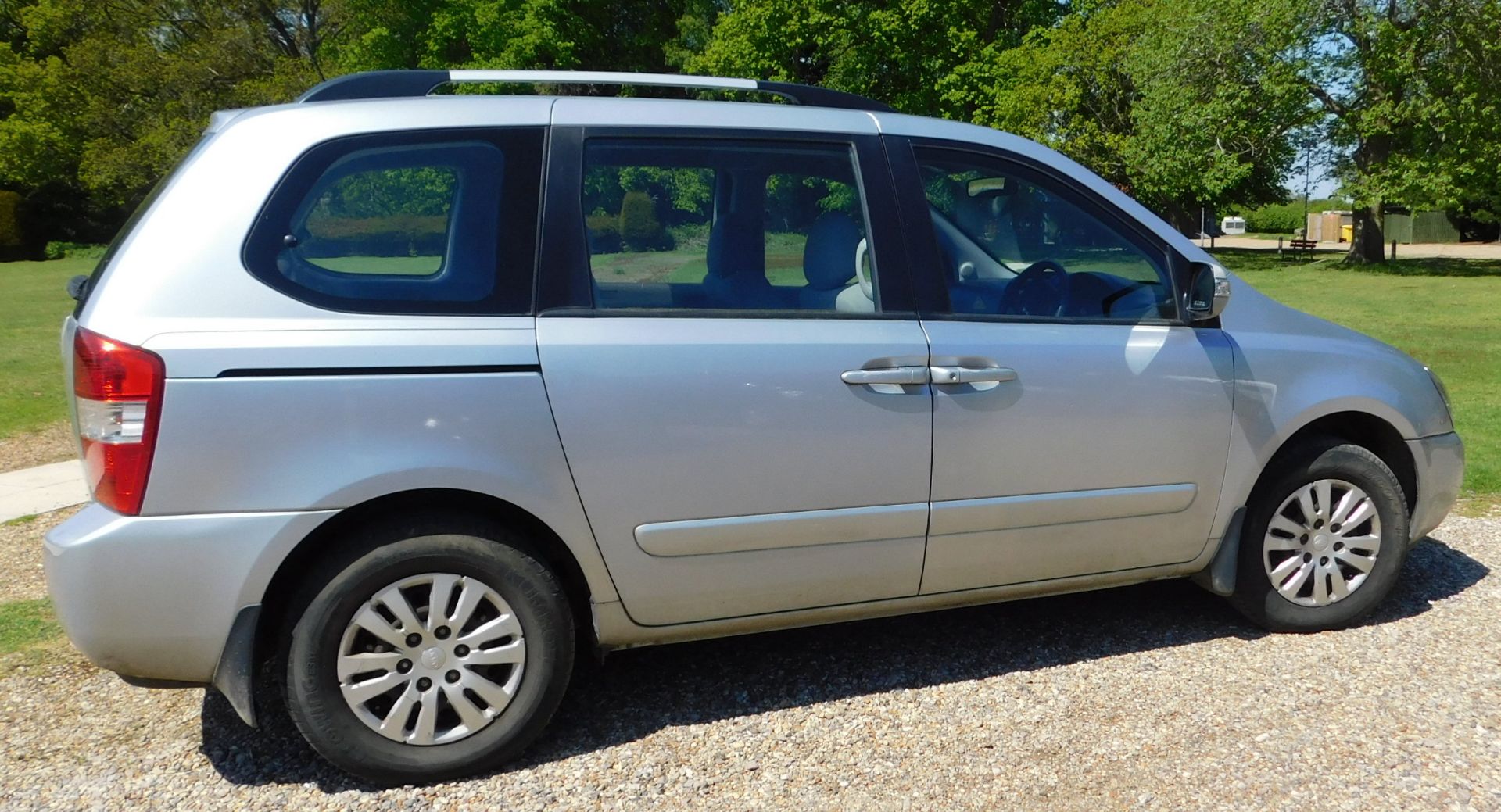 Kia Sedona 2.2 CRDi 1 Estate, Registration SJ11 RMU, First Registered 23rd March 2011, MOT Expires - Image 4 of 29