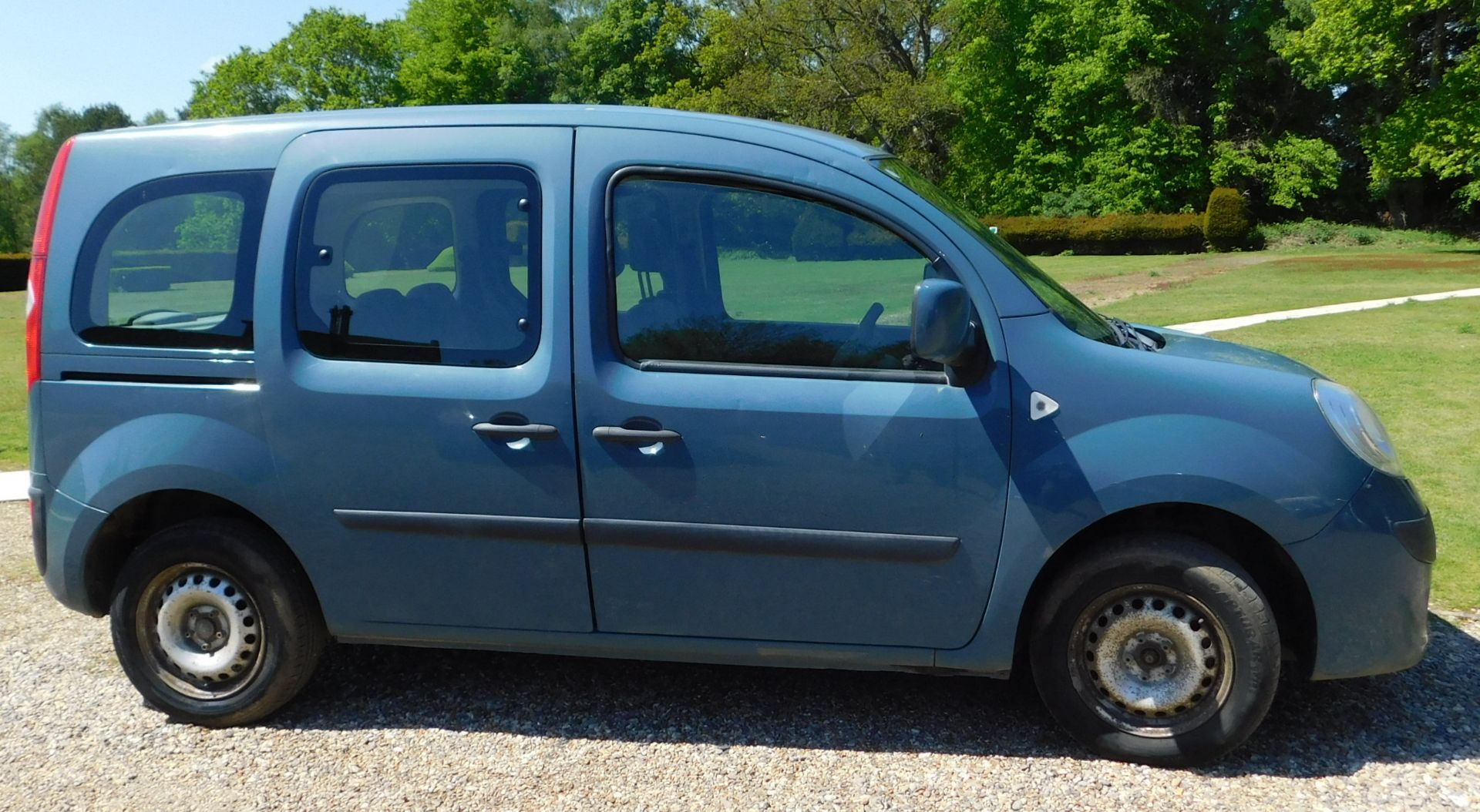Renault Kangoo 1.45 DCi 110 Expression, Registration AO60 PFD, First Registered 26th November - Image 5 of 23