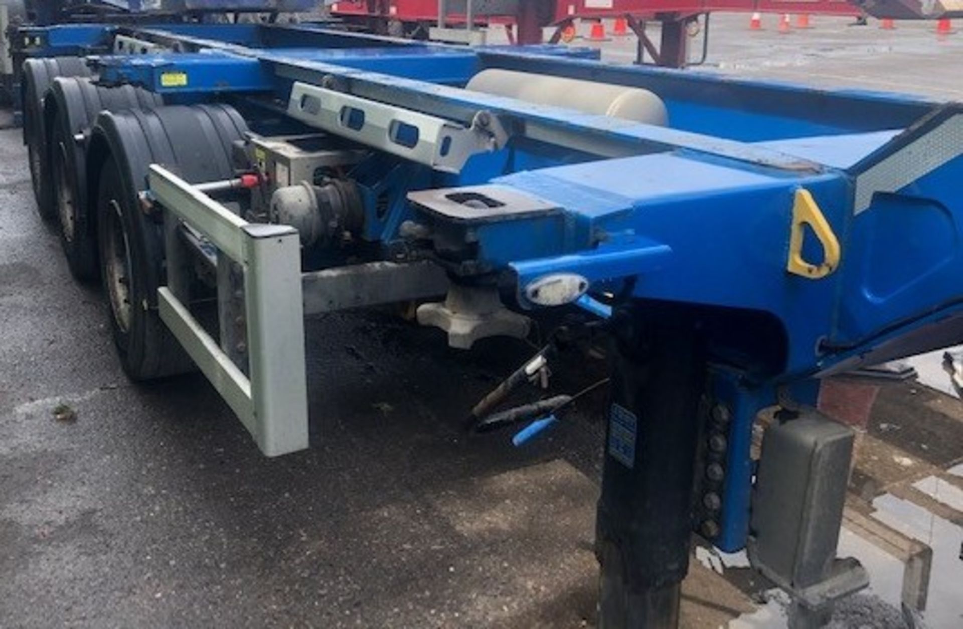 SDC Low Ride Sliding Skeletal Trailer (2016), Serial Number SDCSK45S300151374, Annual Test Valid