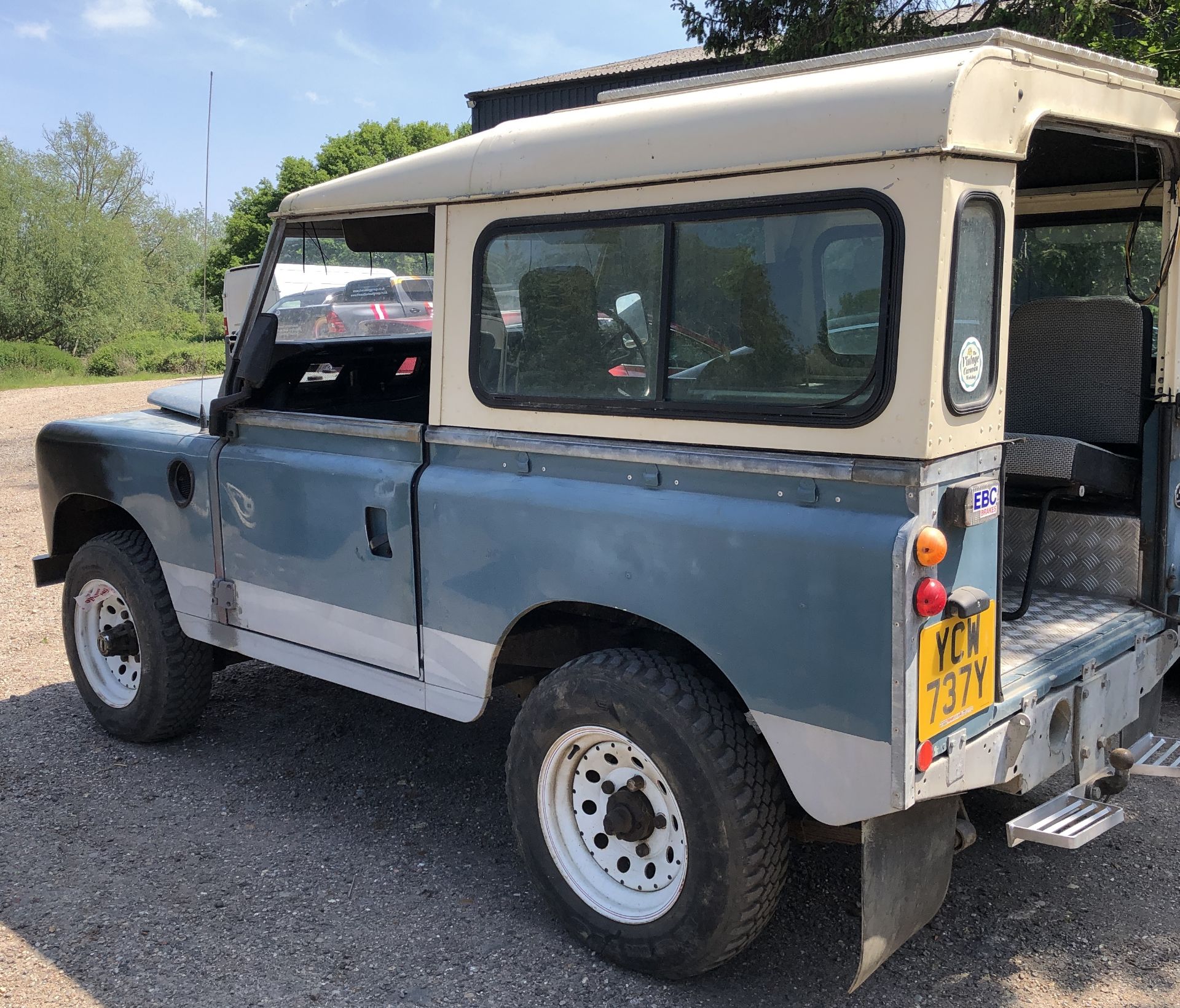 Land Rover 88, Series 3 - Registration YCW 737Y, First Registered 3rd March 1983; Removal Hard - Image 6 of 37