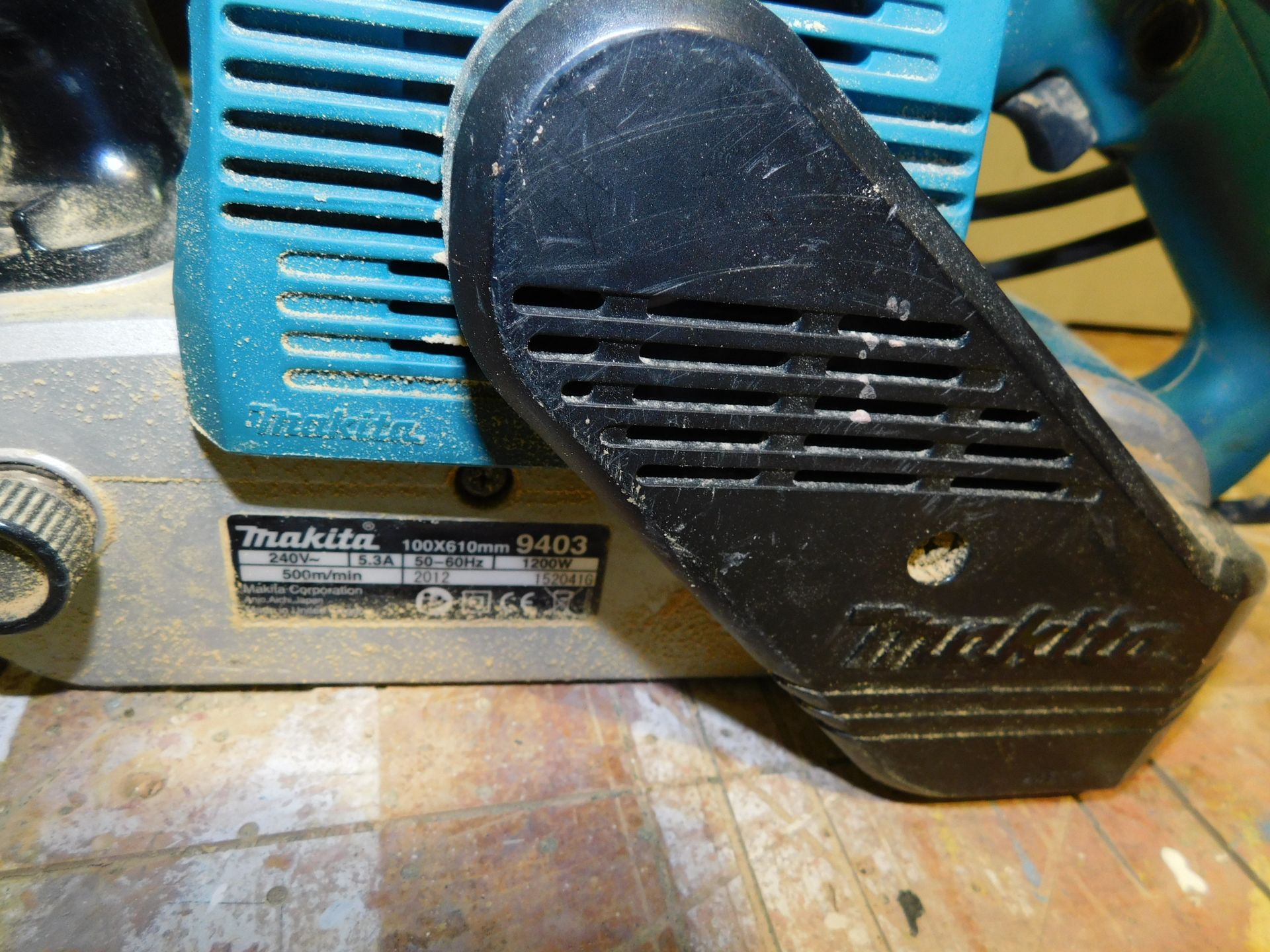 Makita 9403 Belt Sander (240v) (Location: Stockport. Please Refer to General Notes) - Image 2 of 4