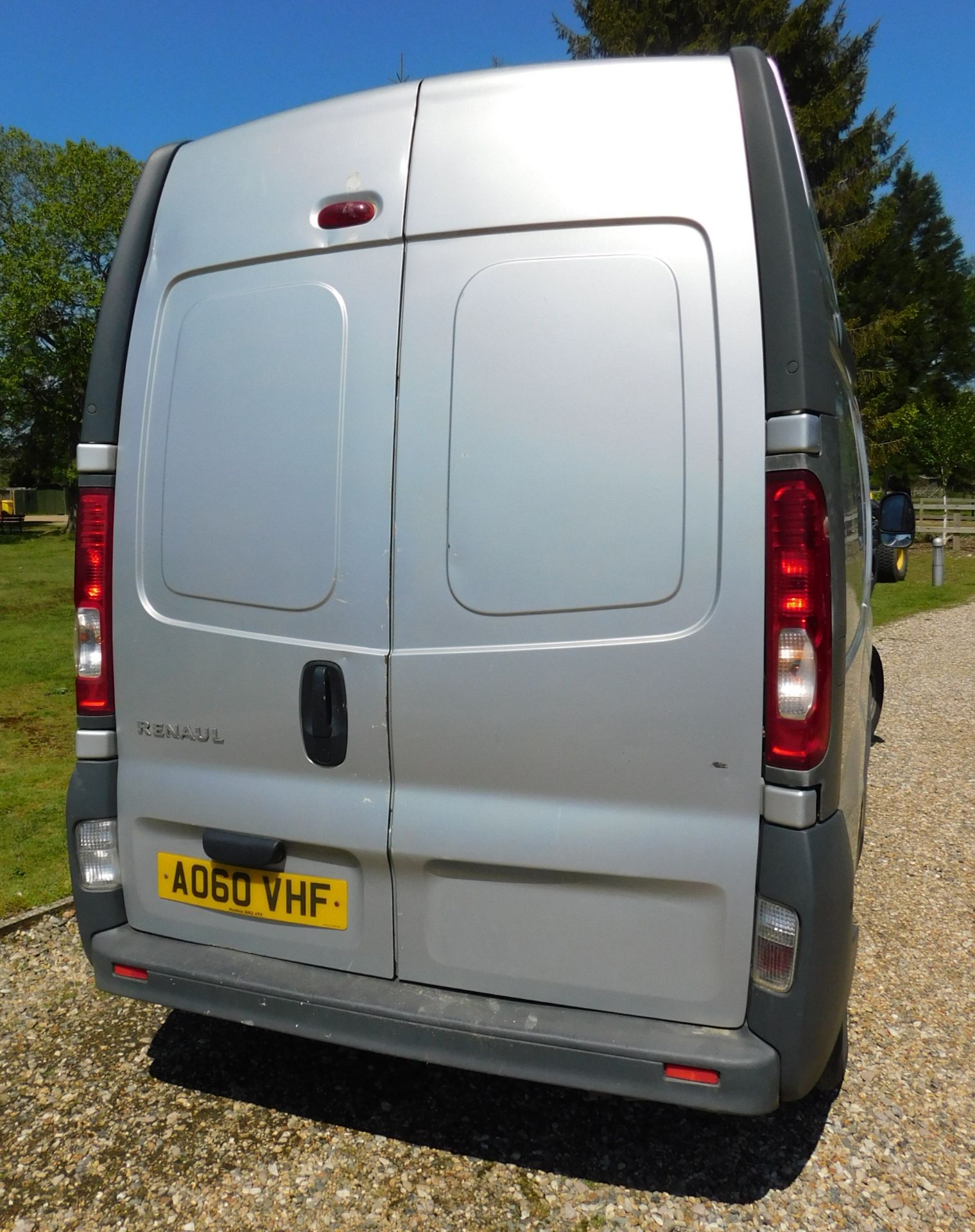 Renault Traffic LH29dCi 115 High Roof Van, Registration AO60 VHF, First Registered 9th December - Image 7 of 31