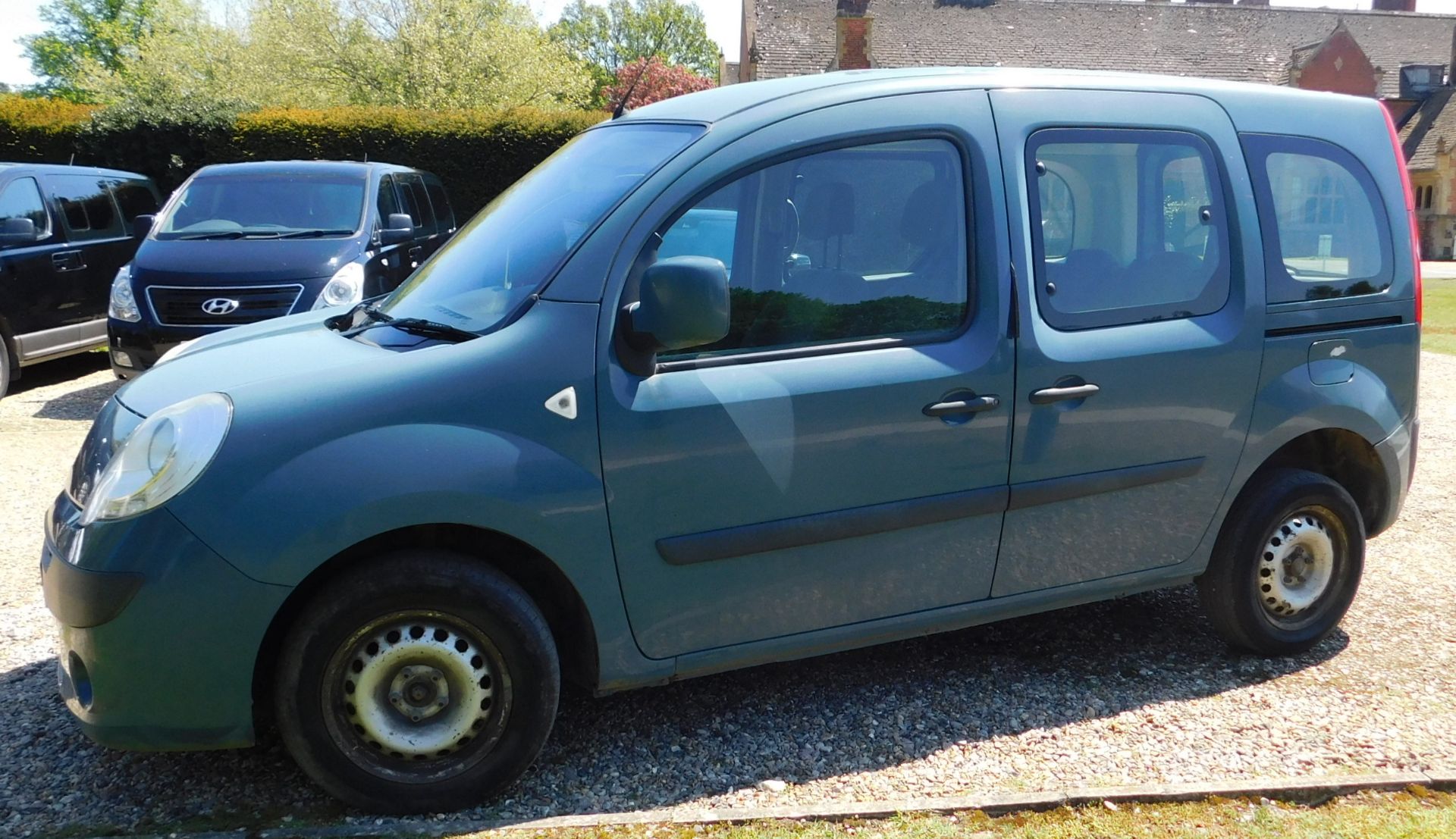 Renault Kangoo 1.45 DCi 110 Expression, Registration AO60 PFD, First Registered 26th November - Image 6 of 23