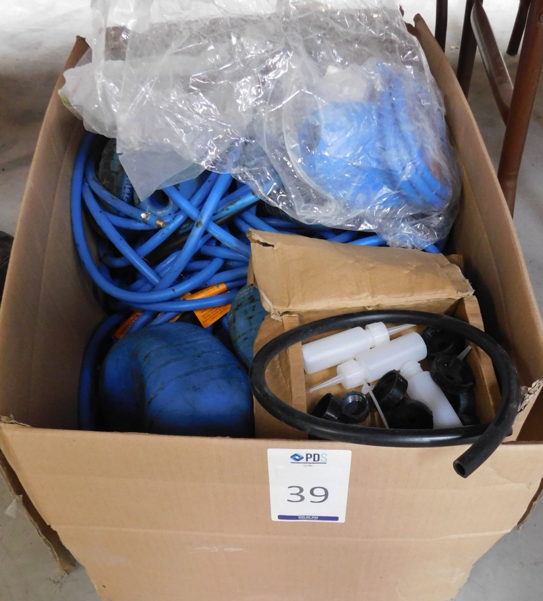 Assorted PVC Pipe Sealing & Testing Bag & two 16Bar Pressure Gauges (Location: Brentwood. Please