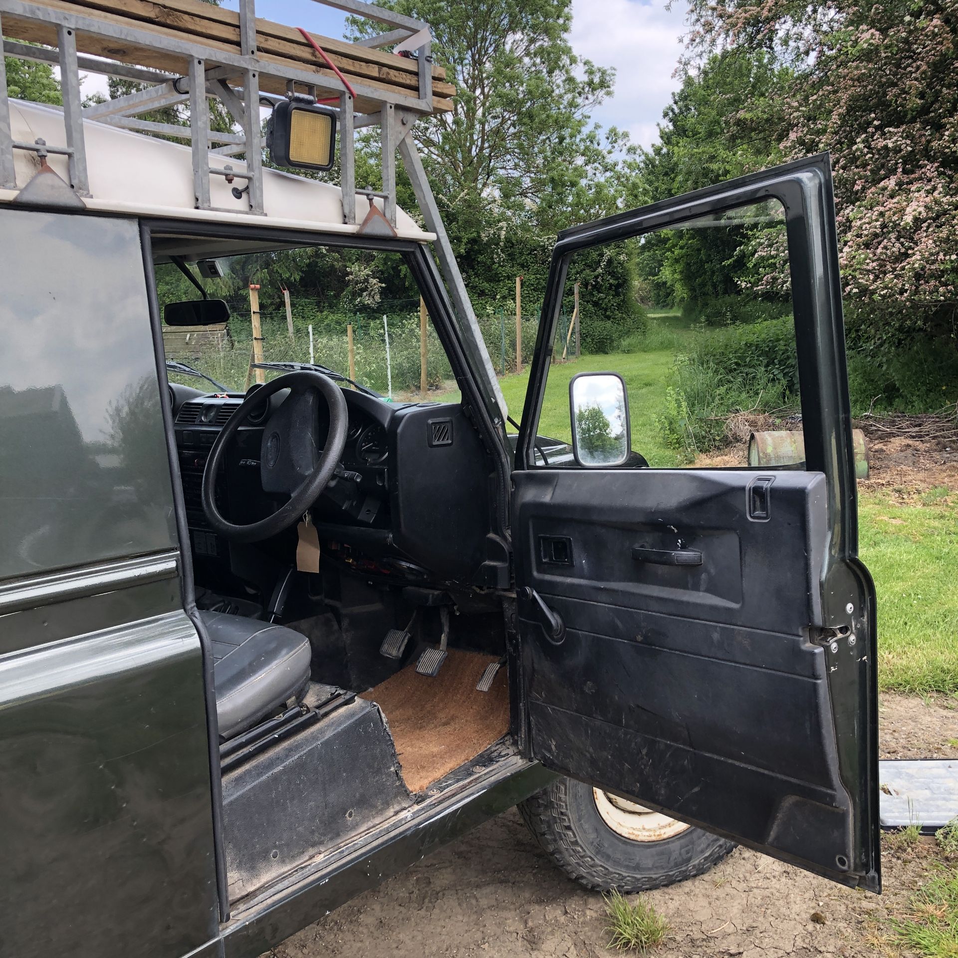 Land Rover Defender 110 Hard Top, Registration Number AA08 XDK, First Registered 12th May 2008, - Bild 21 aus 39