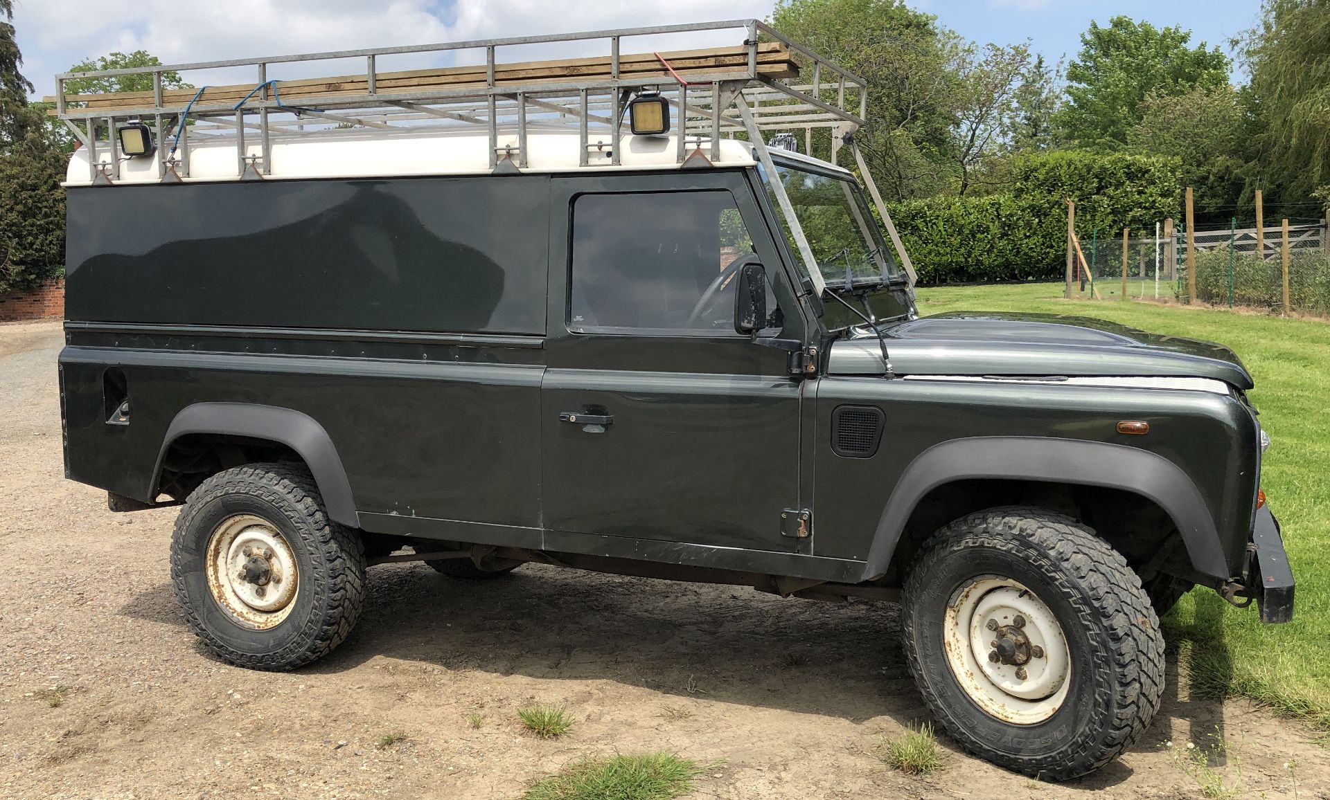 Land Rover Defender 110 Hard Top, Registration Number AA08 XDK, First Registered 12th May 2008, - Bild 2 aus 39