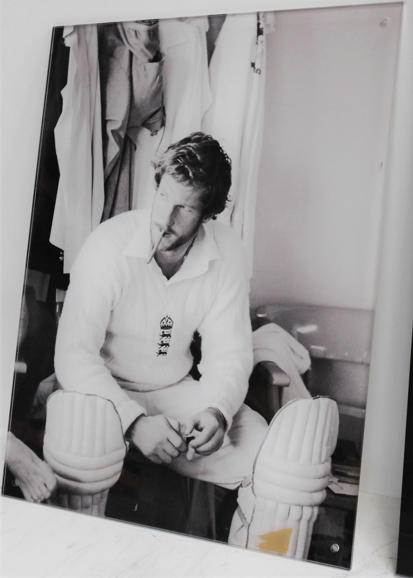 Framed & Signed Zaher Khan India Shirt (Overall size: 88cm x 77cm) with Ian Botham Glass Print ( - Image 2 of 2