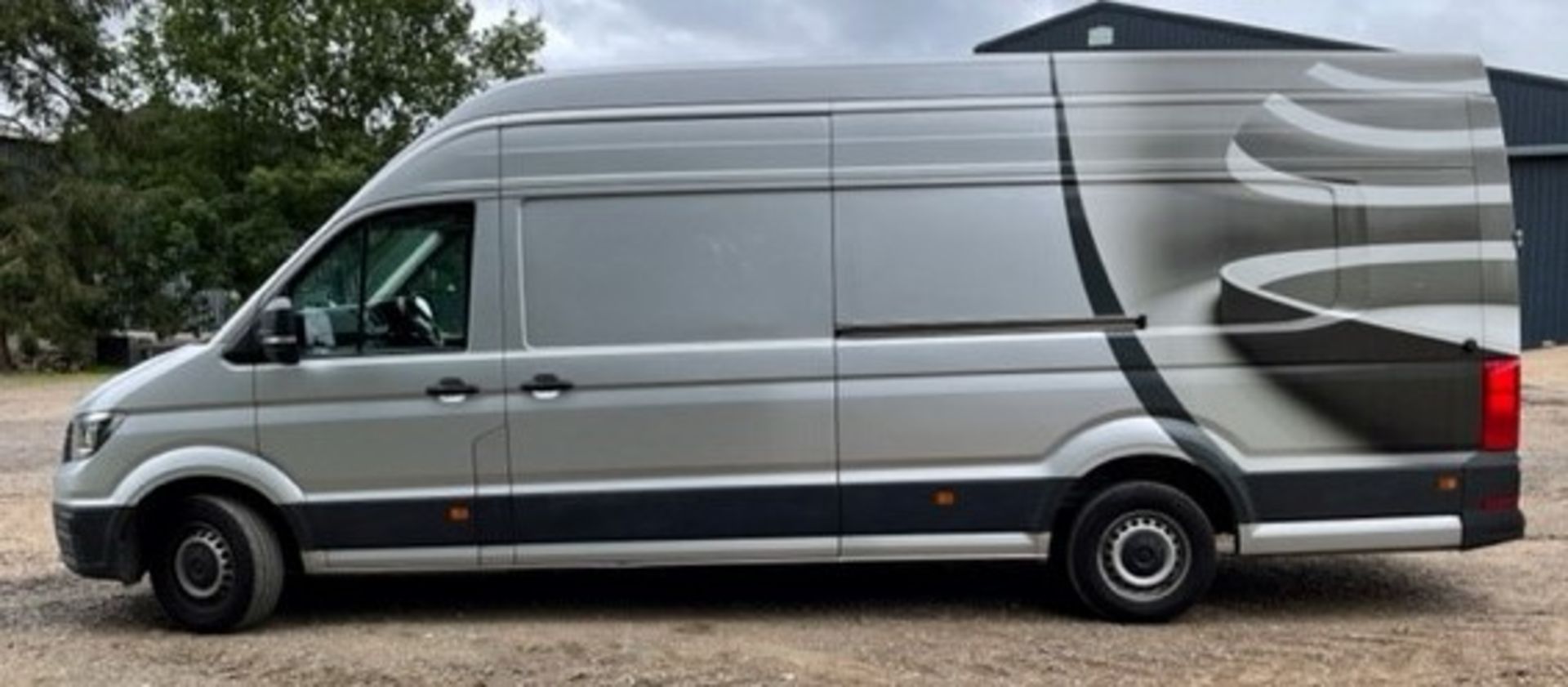 Volkswagen Crafter CR35 LWB Maxi LWB 2.0 TDI 140 PS Trendline High Roof Panel Van, Registration RO68 - Image 6 of 21