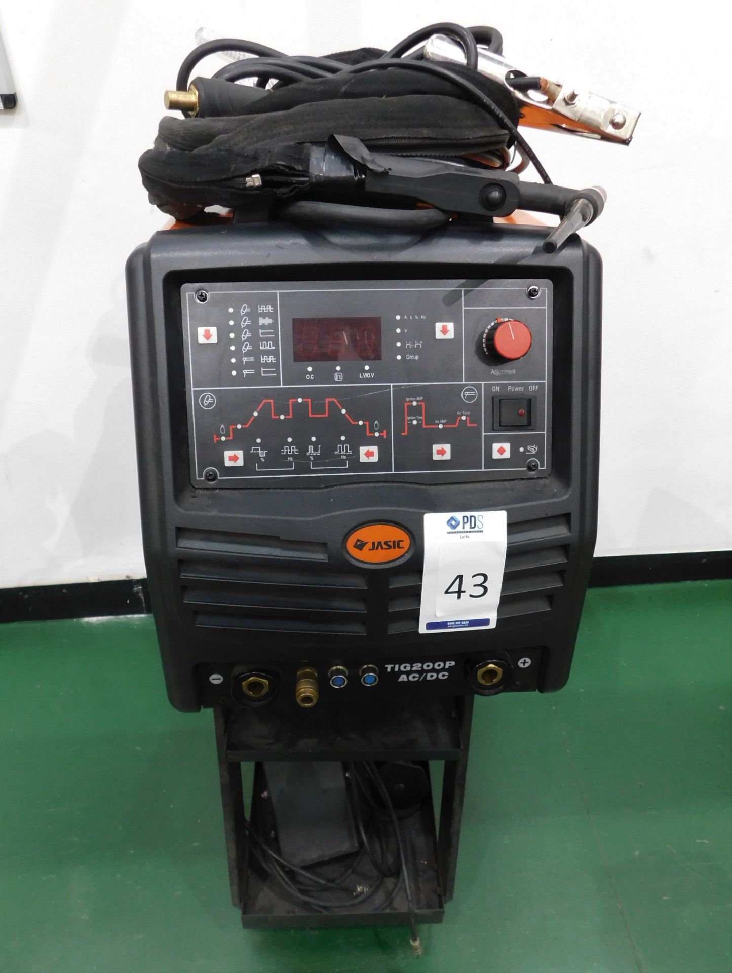 Jasic TIG 200P AC/DC Welder - Image 2 of 5