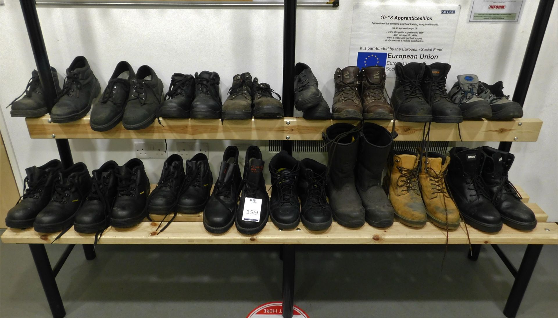 16 Pairs Safety Footwear