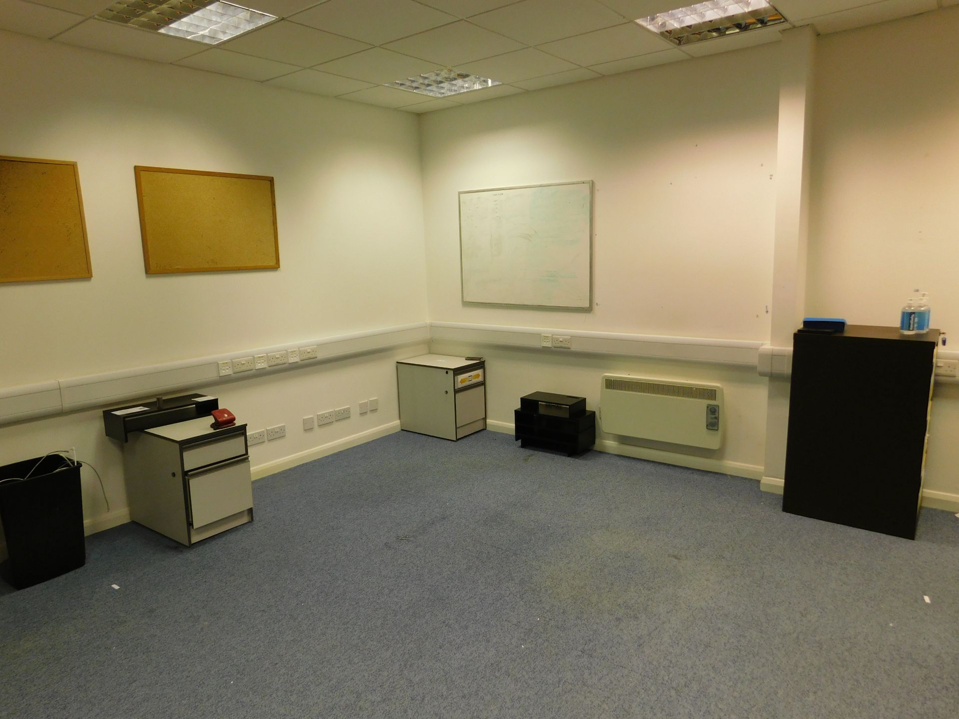 Office Furniture to Include:- 9 Desks, 9 Chairs, Four, 4-Drawer Filing Cabinets, 3-Drawer Filing - Image 3 of 5