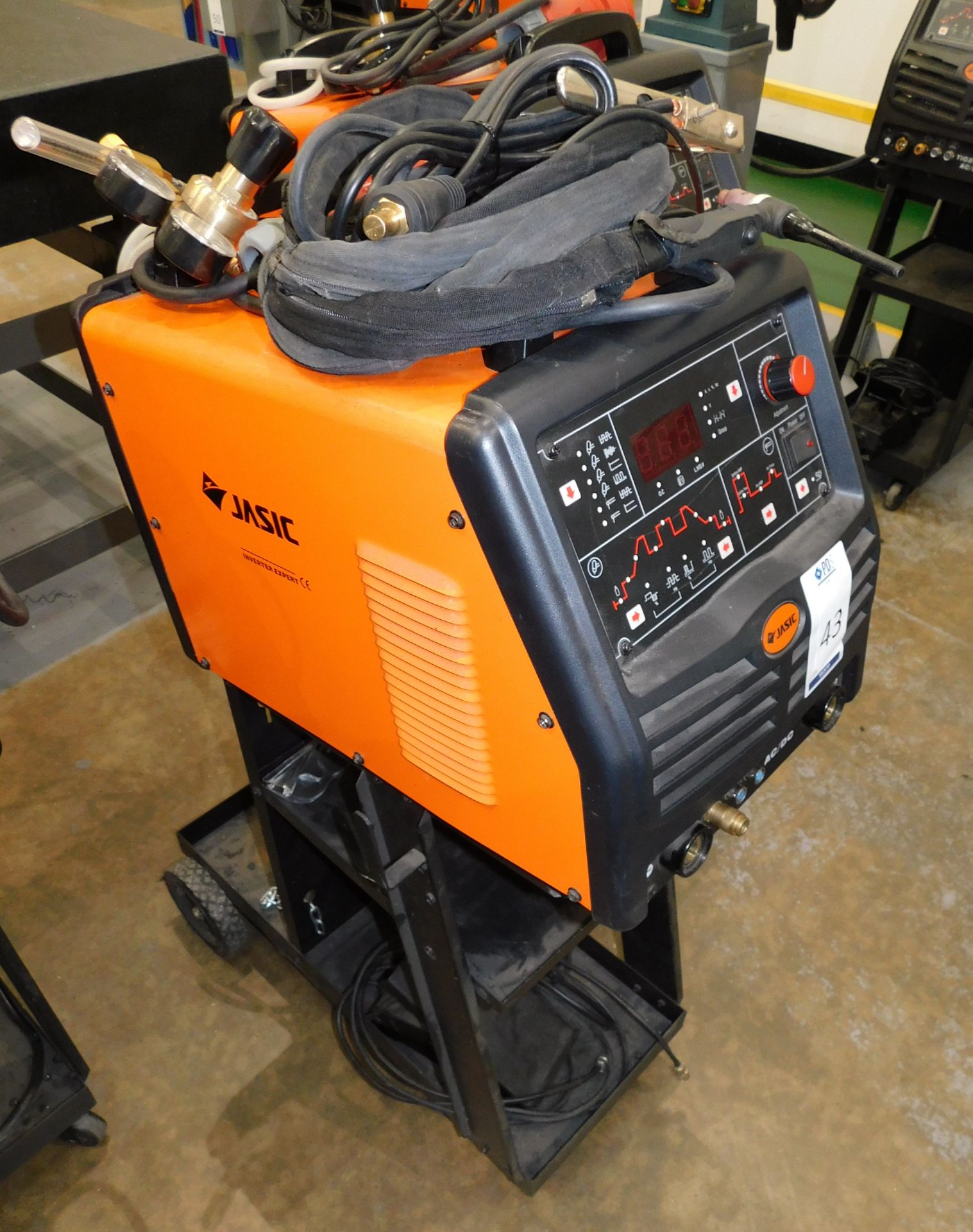 Jasic TIG 200P AC/DC Welder