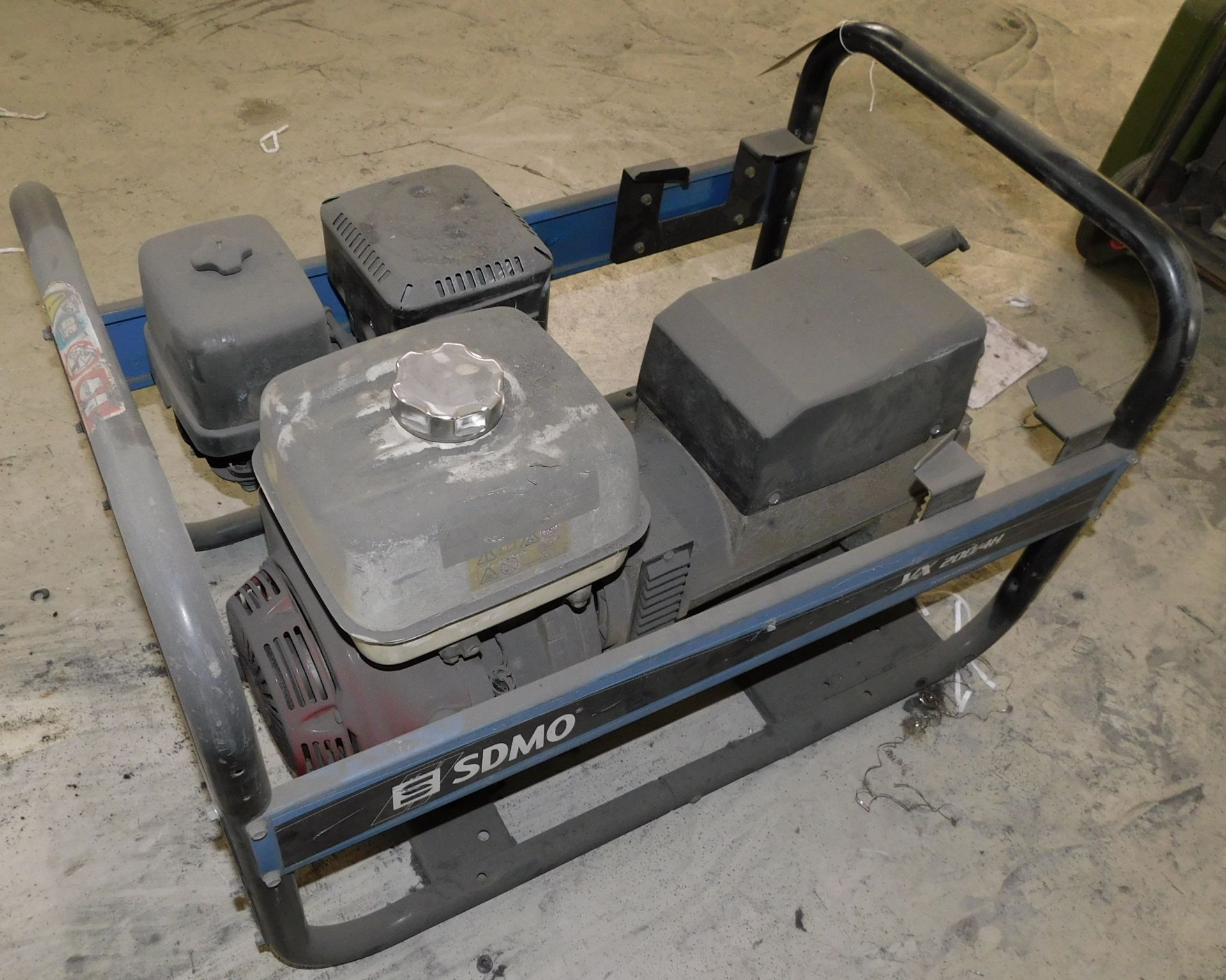 SDMO VX200/4H Portable Welding Generator, Petrol (Location: Sheffield. Please Refer to General - Image 4 of 6
