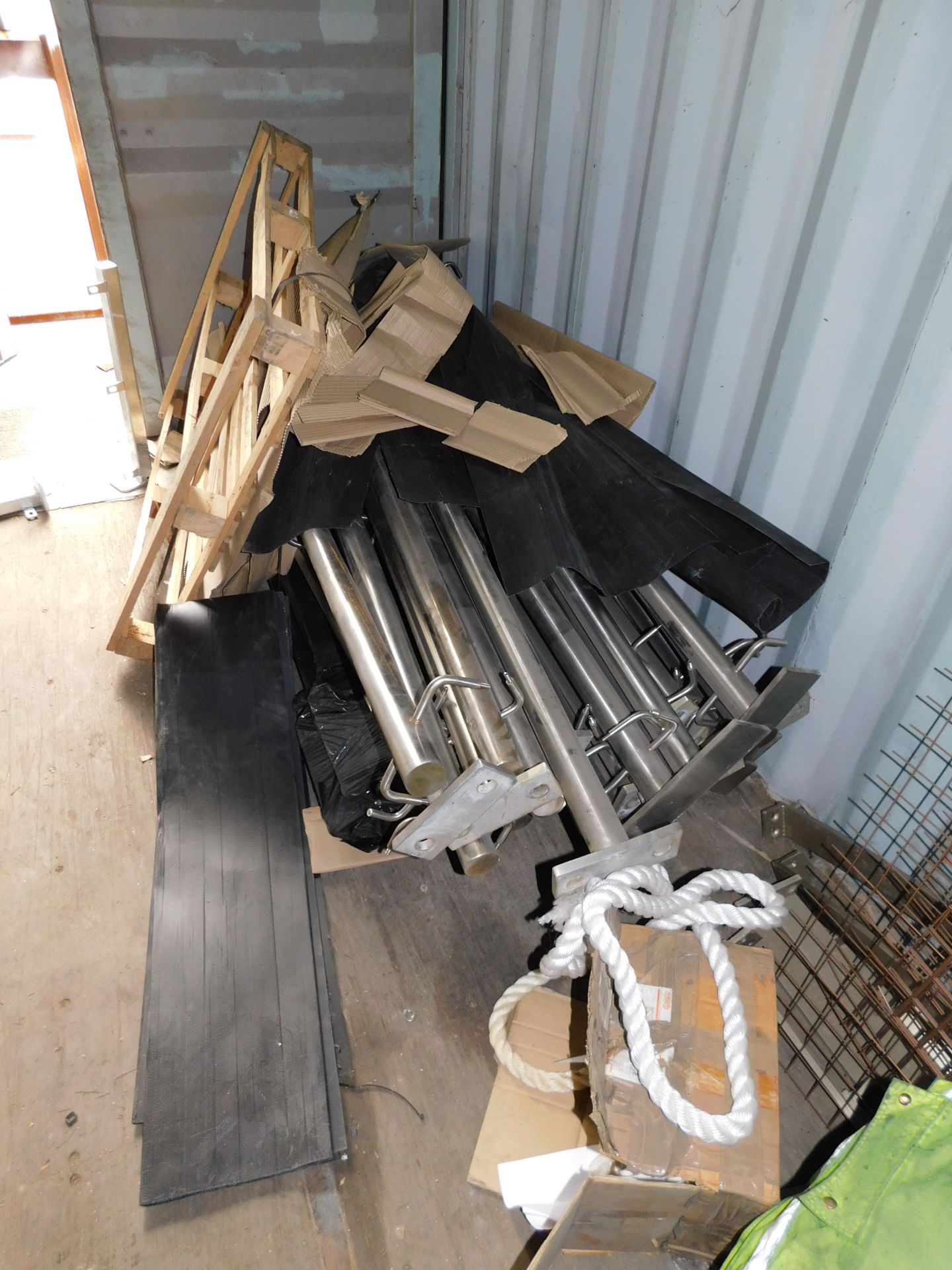 Contents of Container to Include Steel Mesh & Stock etc  (Collection Before 12 Noon on Thursday 25th - Image 4 of 4