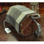 Simple concertina with appearing leather bellows. (B.P. 21% + VAT) Without case.