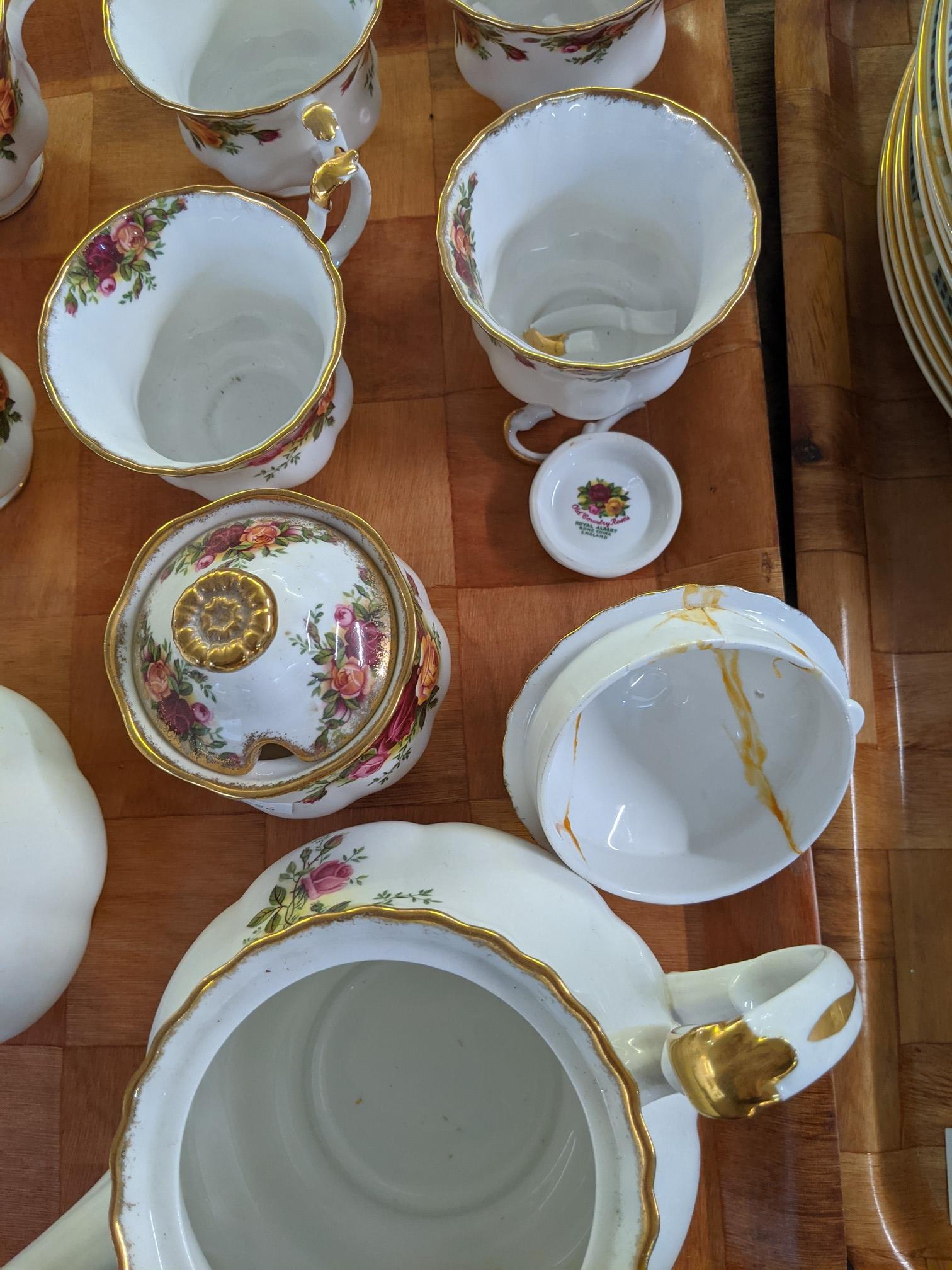 Six trays of Royal Albert 'Old Country Roses' design tea and dinnerware items to include; cups, - Image 6 of 7