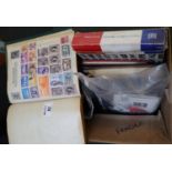 All world stamp collection in albums, packets and loose. Many 100s of stamps. (B.P. 21% + VAT)