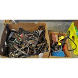 Box of assorted leather horse related items; harnesses, brushes, stirrups etc. (B.P. 21% + VAT)