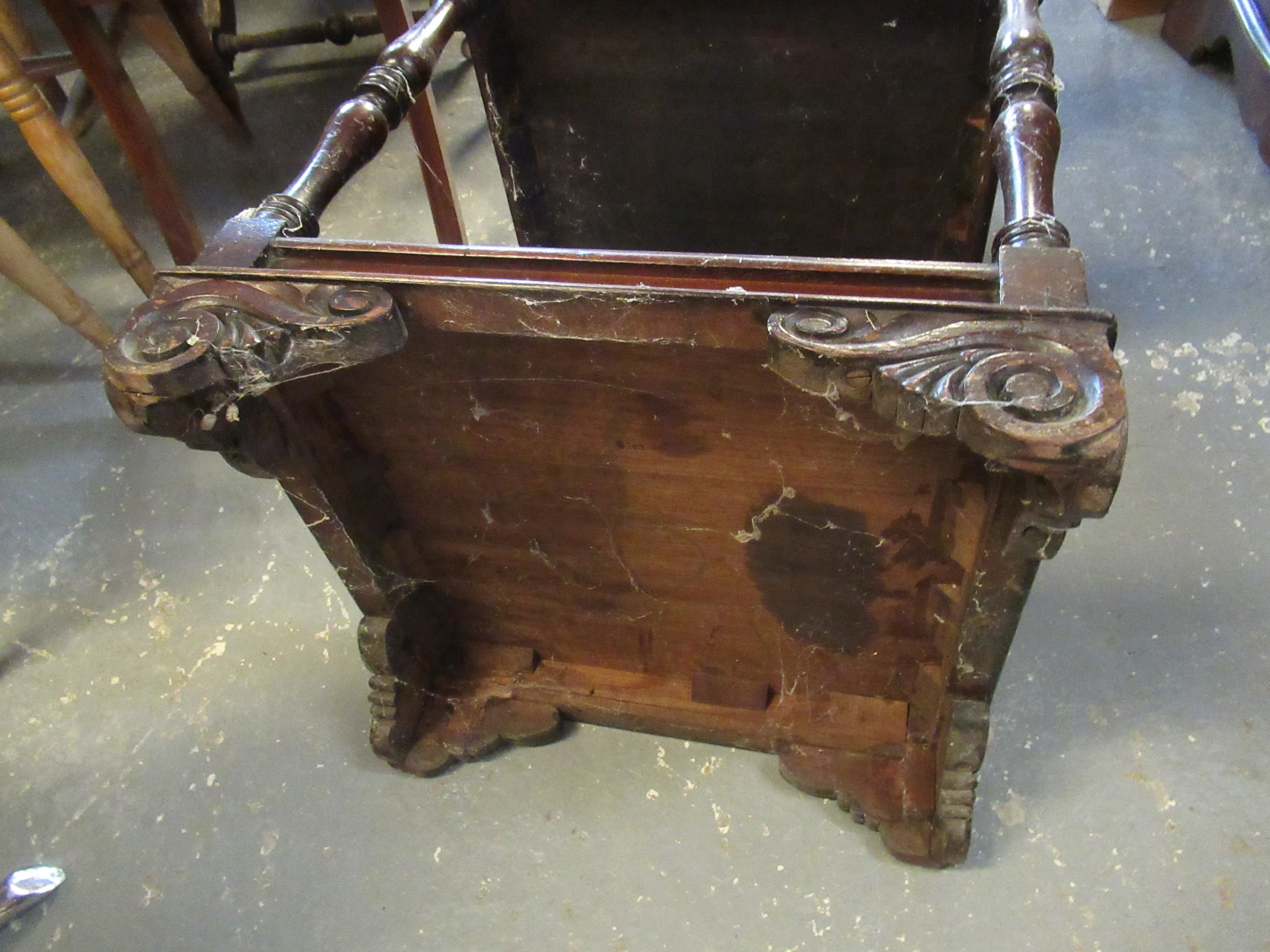 19th Century mahogany three tier whatnot of square form. (B.P. 21% + VAT) - Image 5 of 5