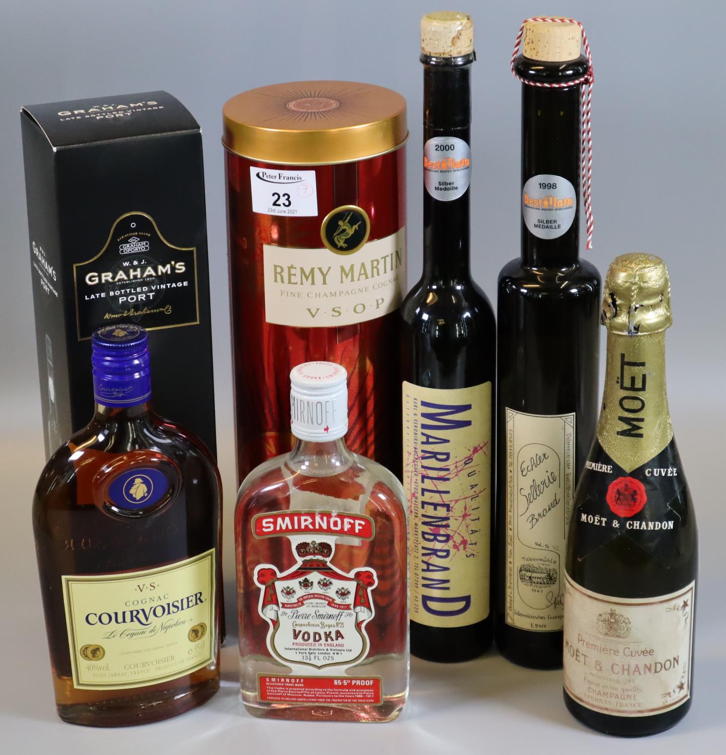 Collection of alcoholic spirits to include; Remy Martin fine champagne cognac in original tin box,