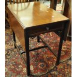 Edwardian mahogany Pembroke type table. (B.P. 21% + VAT)