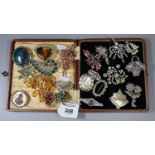 Collection of vintage brooches including novelty piano and sailing ship brooches. (B.P. 21% + VAT)