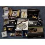 Bag containing assorted costume jewellery and other items to include necklaces, brooches, cufflinks,