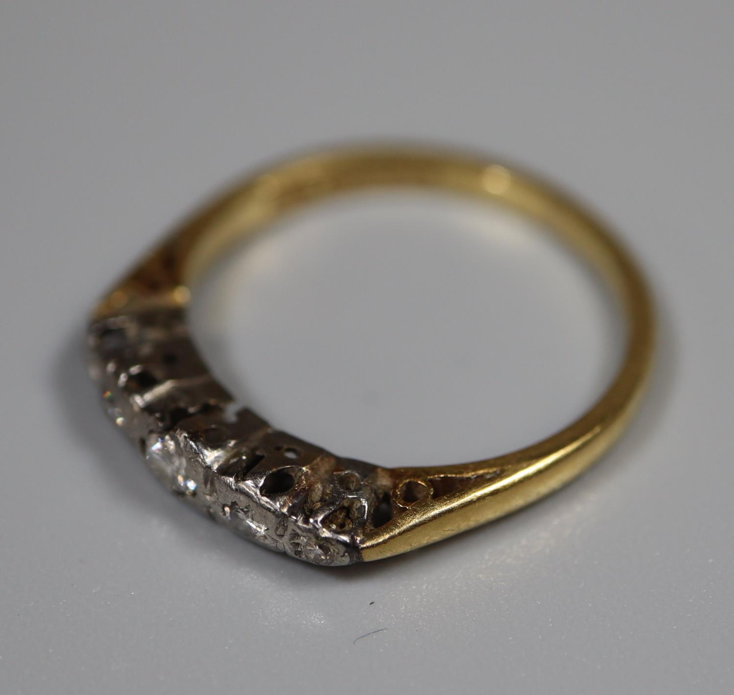 18ct gold five stone diamond ring. Ring size N. Approx weight 2.5 grams. (Setting split). (B.P. - Image 2 of 3