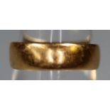 22ct gold wedding ring. Ring size M. Approx weight 3 grams. (B.P. 21% + VAT)