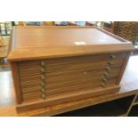 Mahogany finish six drawer coin collectors cabinet. (B.P. 21% + VAT)