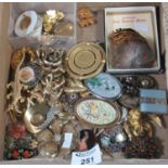 Box of vintage brooches including a novelty wooden dog brooch, hat brooch etc. (B.P. 21% + VAT)