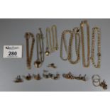 Bag of 9ct gold chains and bracelets weighing approximately 21g, together with some other gold