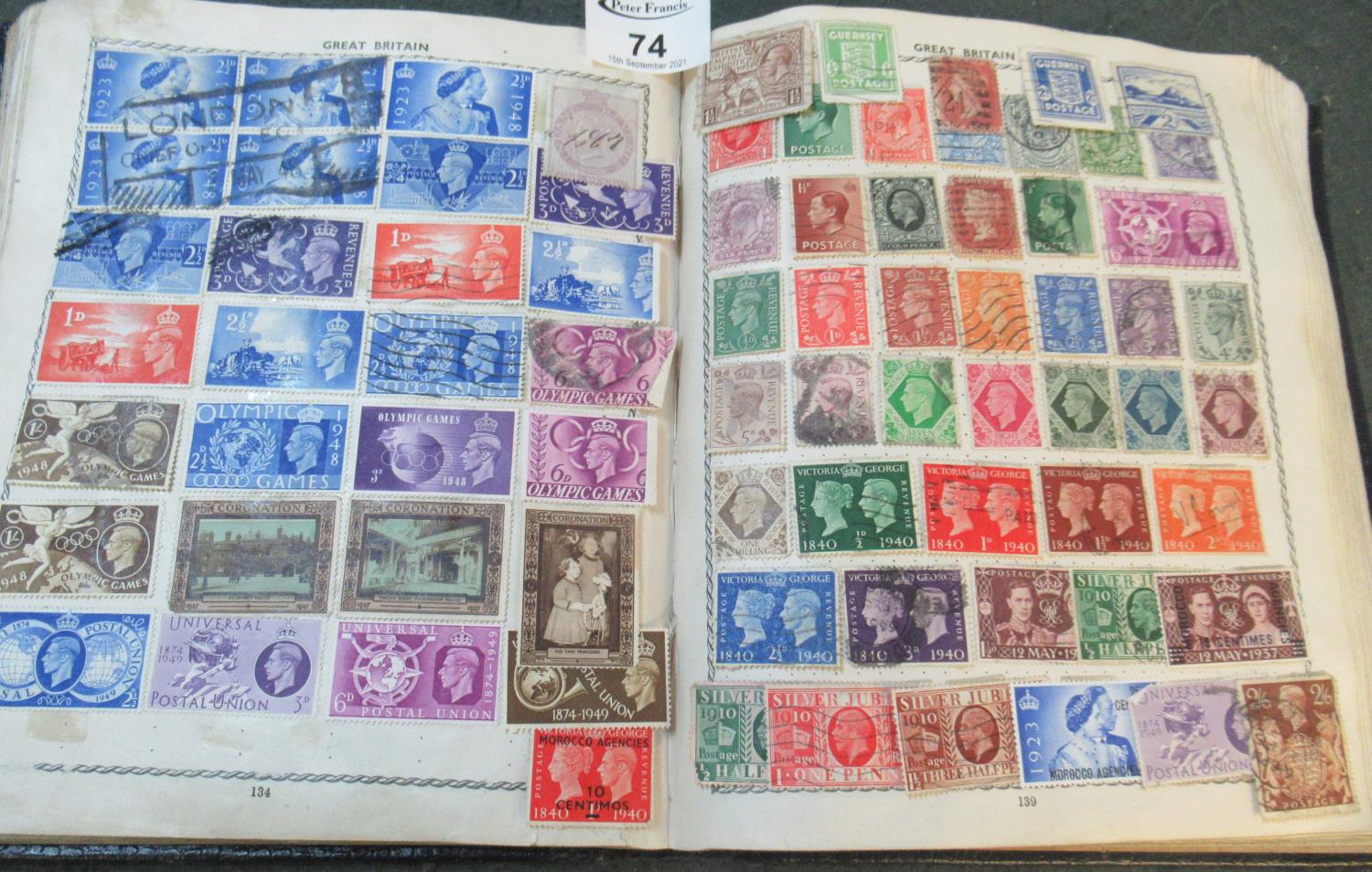 All World stamp collection in Triumph album, many 100s of stamps. (B.P. 21% + VAT)