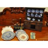 Miniature oak dog kennel dresser with miniature blue and white china, together with a box of blue