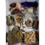 Box of oddments to include vintage chemist bottles, parts of clay pipes, Roman style jugs, glass