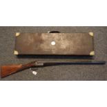 W Sumner & sons/T Wild 12 bore double barrelled box lock shotgun with 28" barrels, double