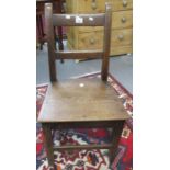 Early 19th century oak bar-back farmhouse kitchen chair. (B.P. 21 + VAT)