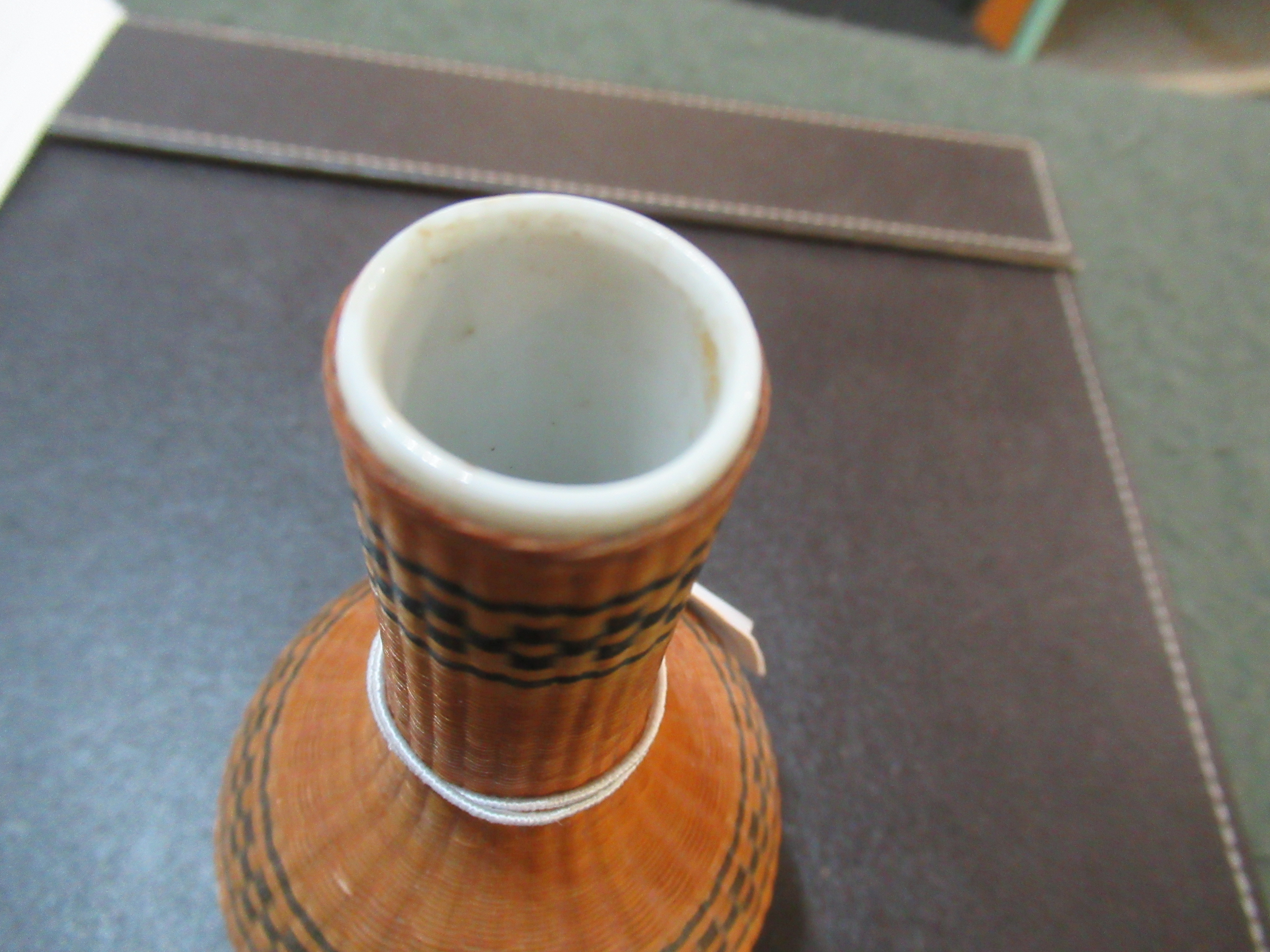 20th Century Chinese porcelain small bottle vase in a woven bamboo decorative cover. (B.P. 21% + - Image 4 of 6